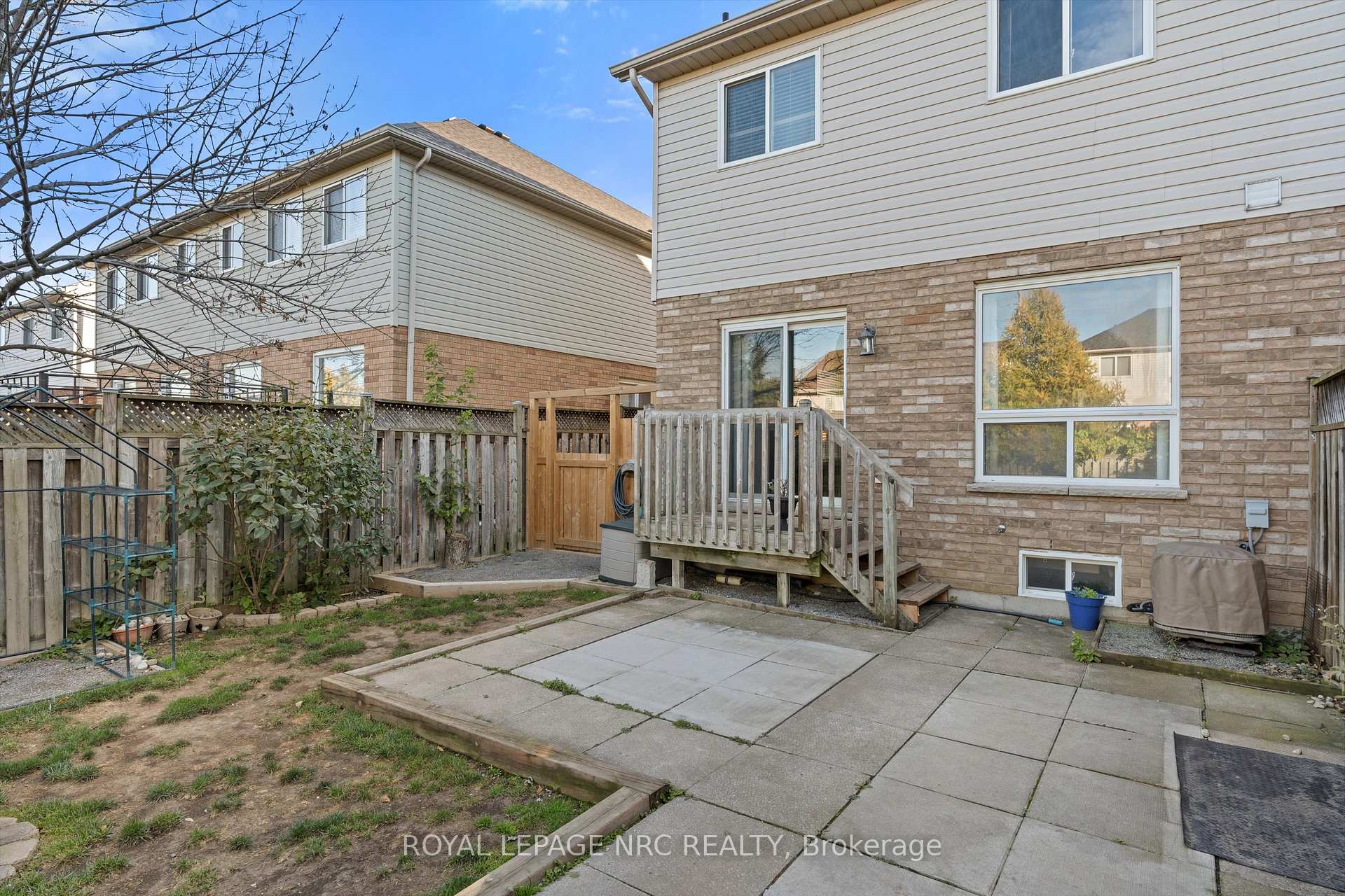 Photo 26 of 29 Mcbride Drive, St. Catharines, Rykert/Vansickle — HOMEH