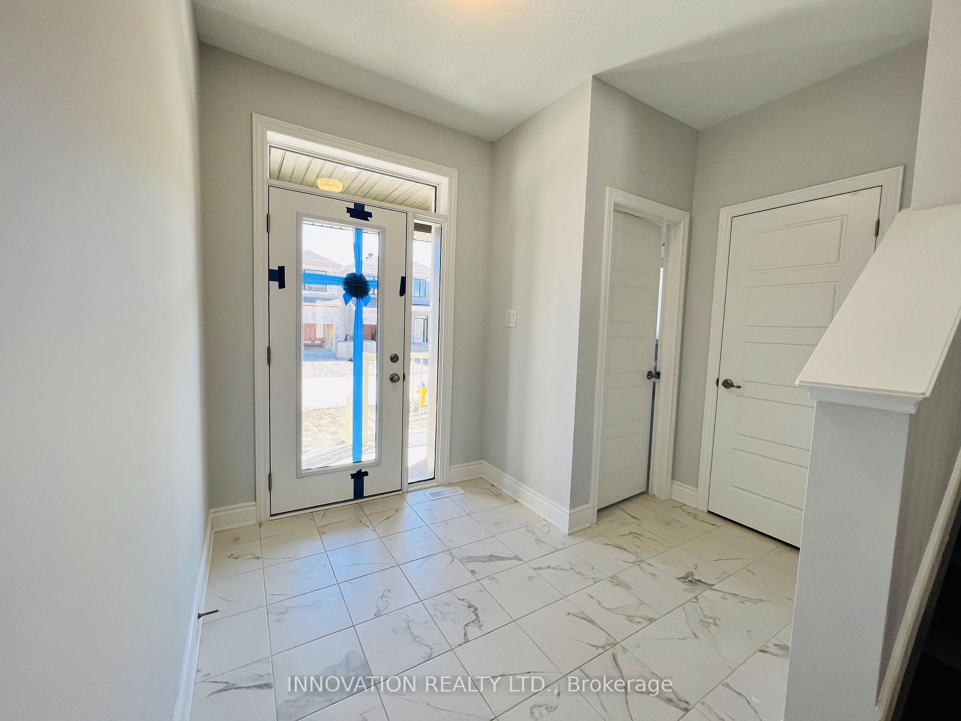 Photo 2 of 305 Crossway Terrace, Ottawa, Stittsville (North) — HOMEH
