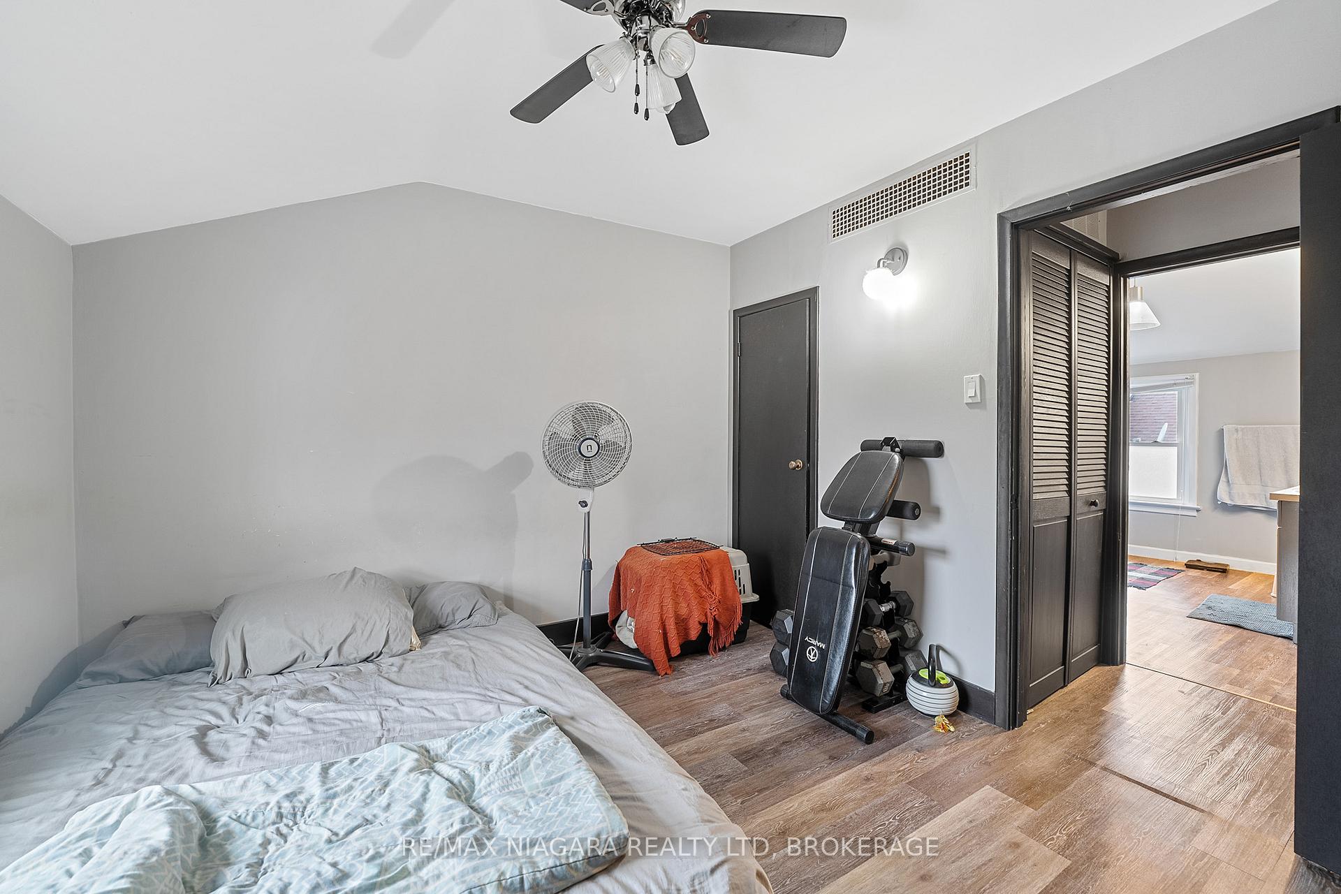 Photo 13 of Unit Upper, 35 1/2 Cherry Street E, St. Catharines, Downtown — HOMEH