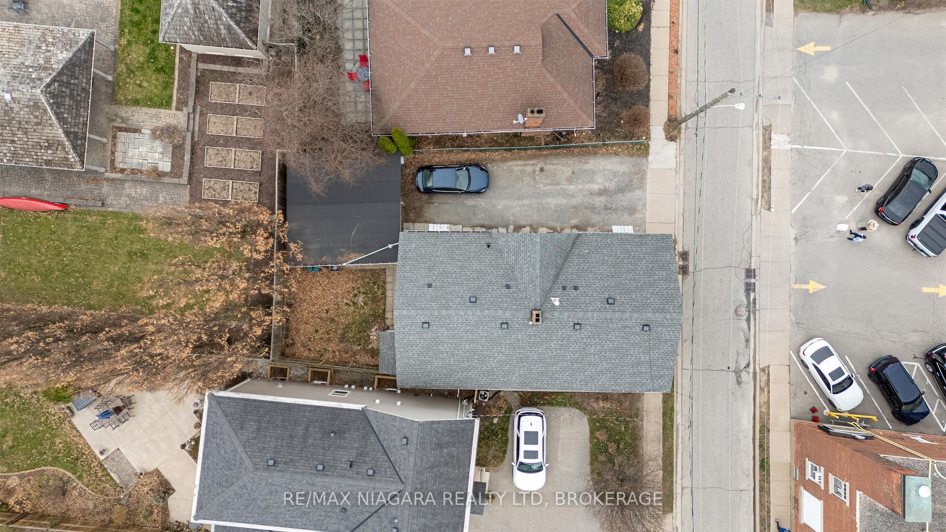 Photo 22 of Unit Upper, 35 1/2 Cherry Street E, St. Catharines, Downtown — HOMEH