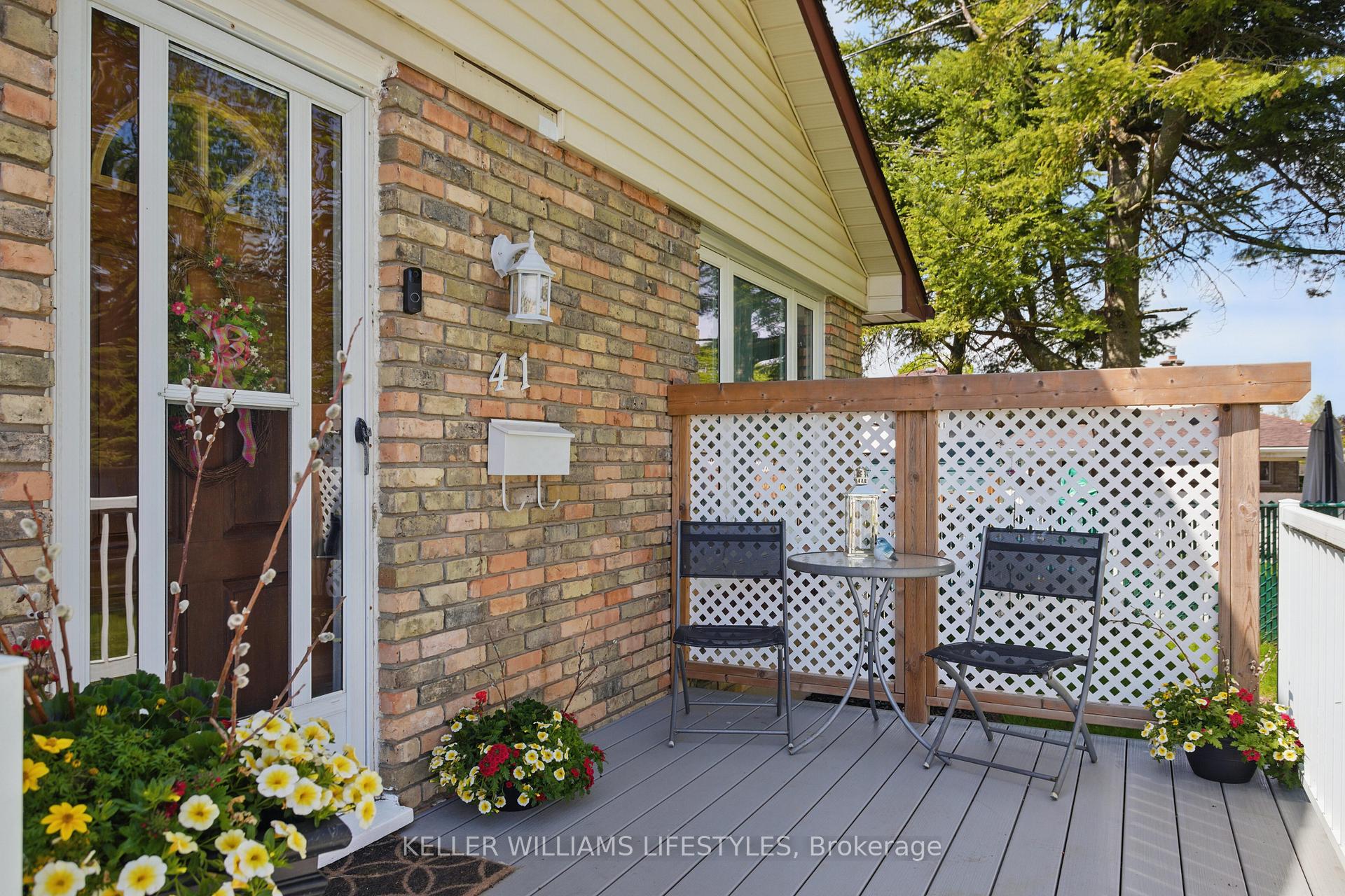 Photo 3 of 41 Manor Road, St. Thomas — HOMEH