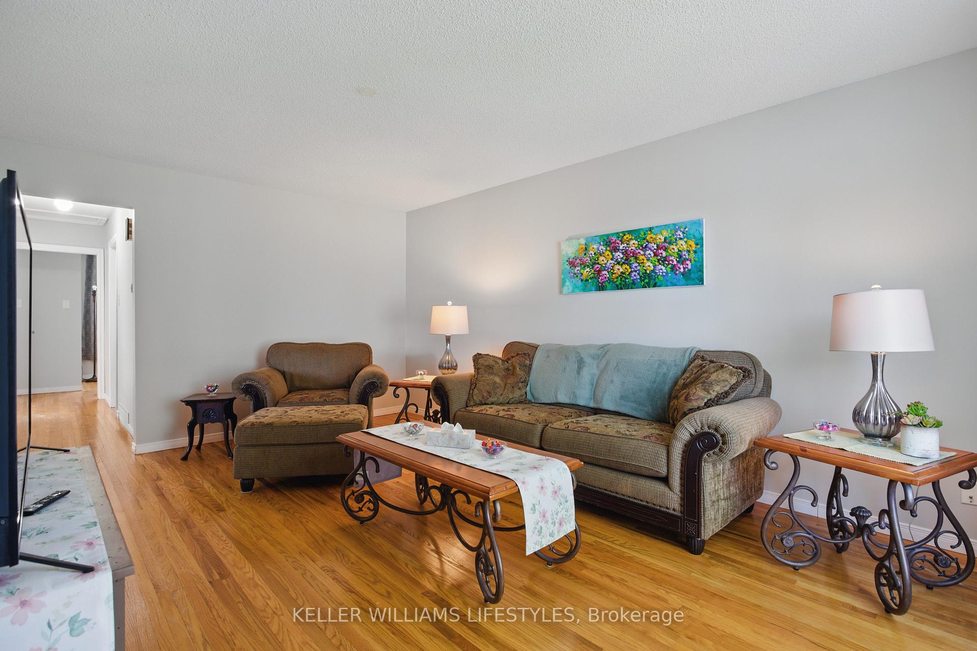 Photo 5 of 41 Manor Road, St. Thomas — HOMEH
