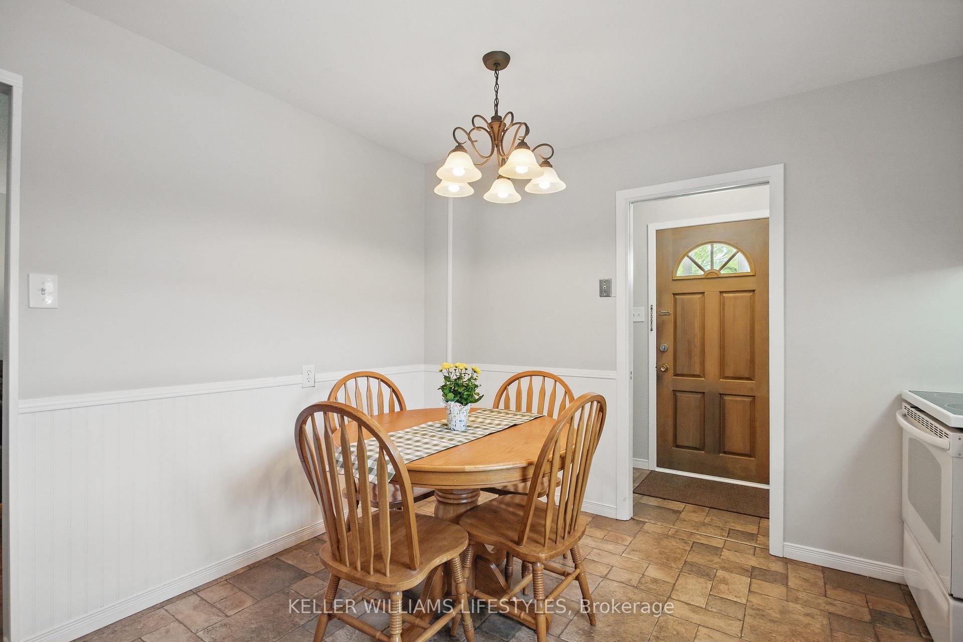 Photo 12 of 41 Manor Road, St. Thomas — HOMEH