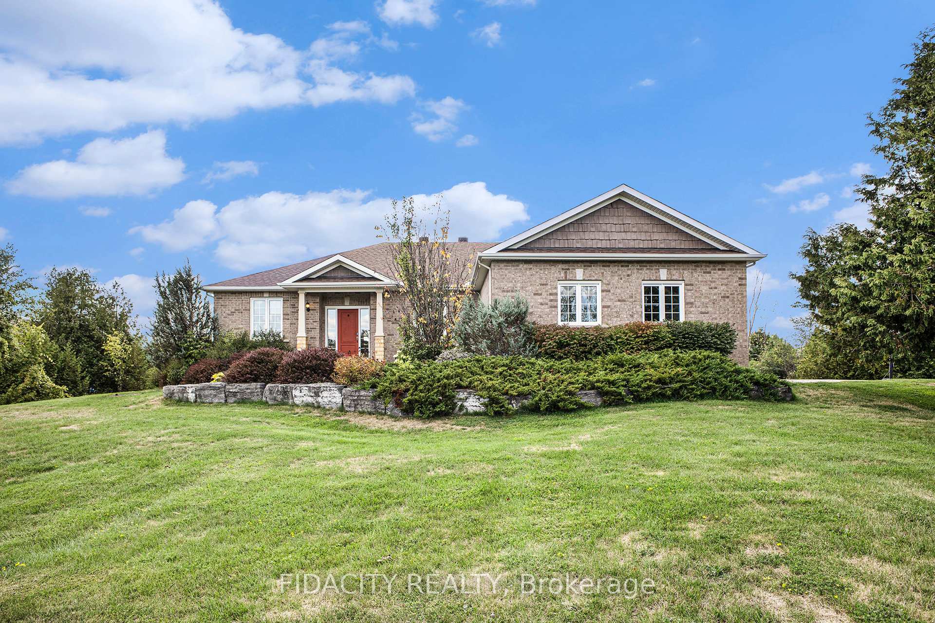 Front of 16 Canadian Drive