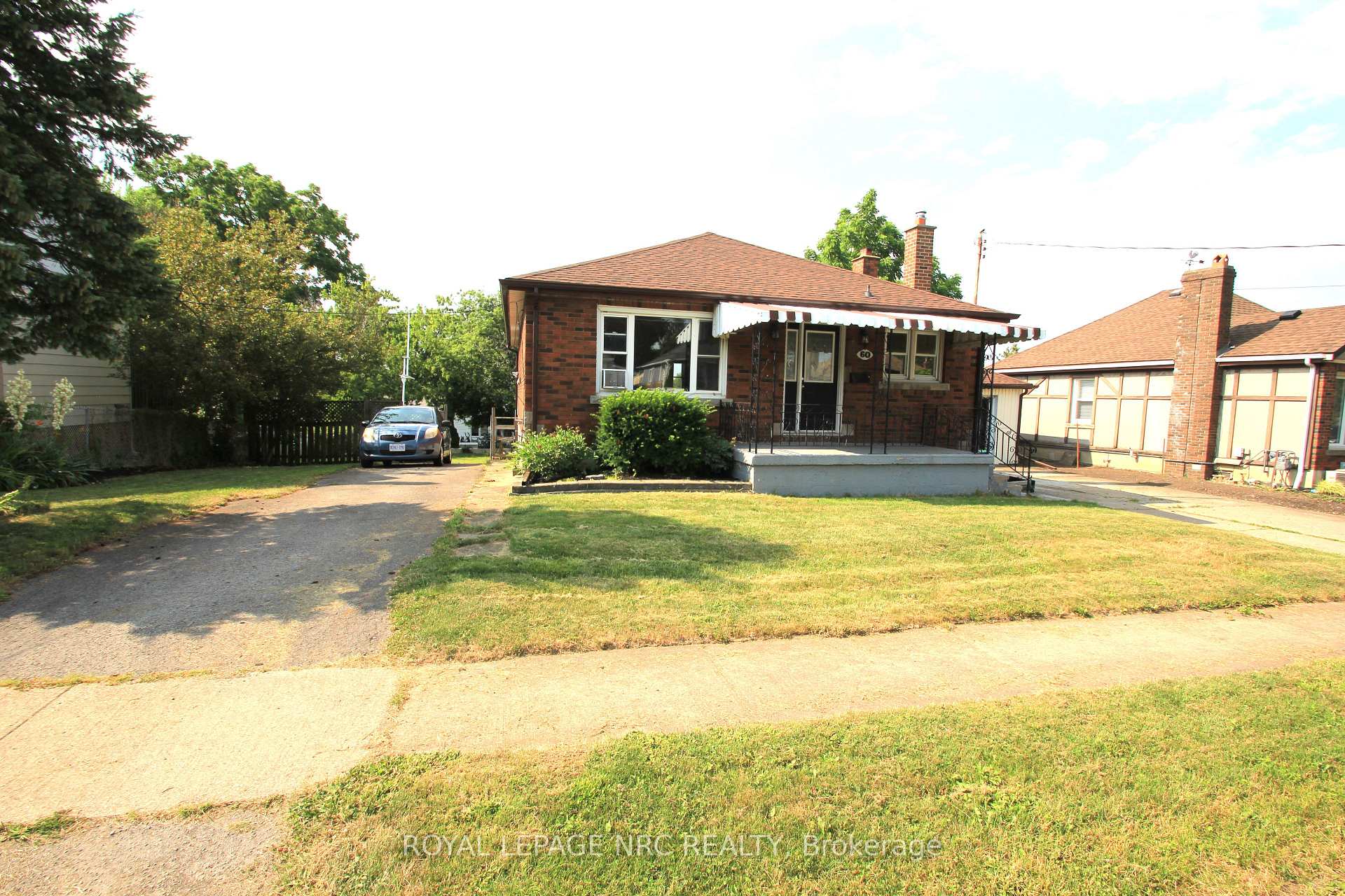 Photo 2 of 60 Michael Avenue, St. Catharines, Burleigh Hill — HOMEH