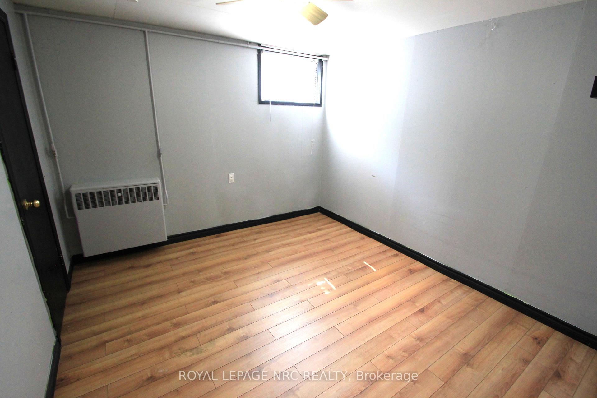 Photo 16 of 60 Michael Avenue, St. Catharines, Burleigh Hill — HOMEH