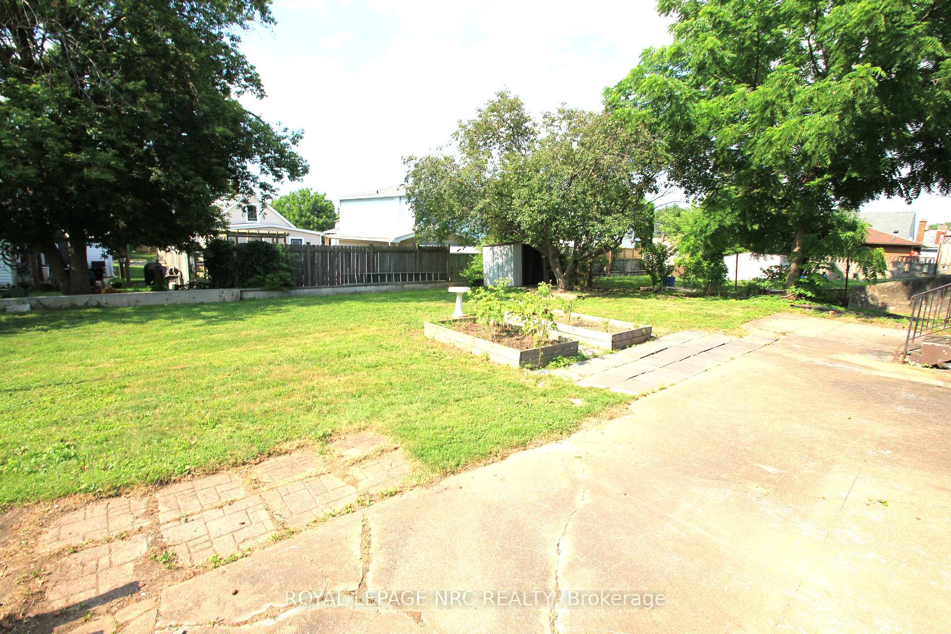 Photo 25 of 60 Michael Avenue, St. Catharines, Burleigh Hill — HOMEH