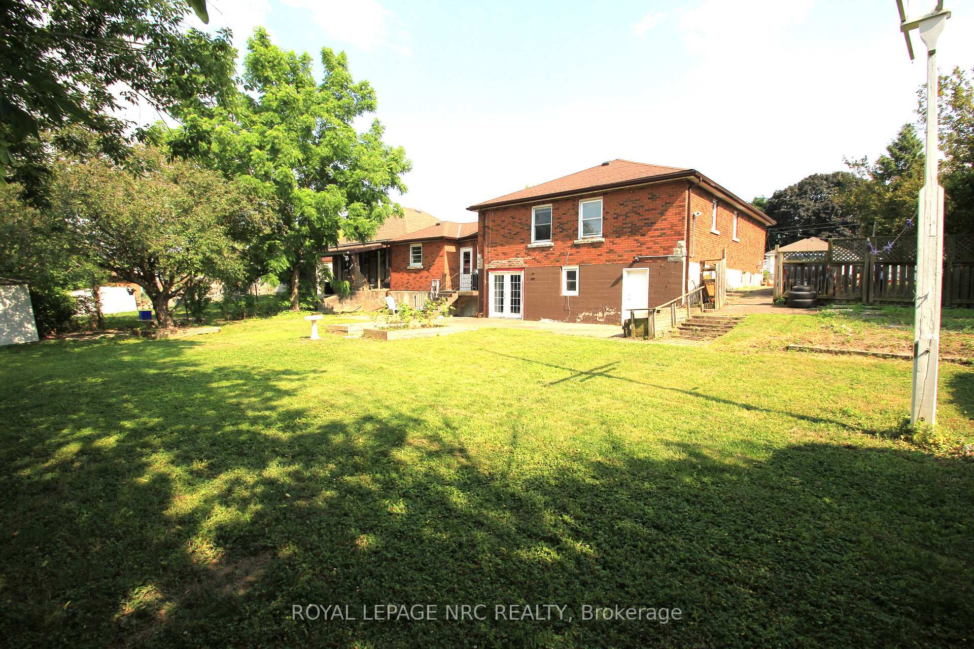 Photo 26 of 60 Michael Avenue, St. Catharines, Burleigh Hill — HOMEH