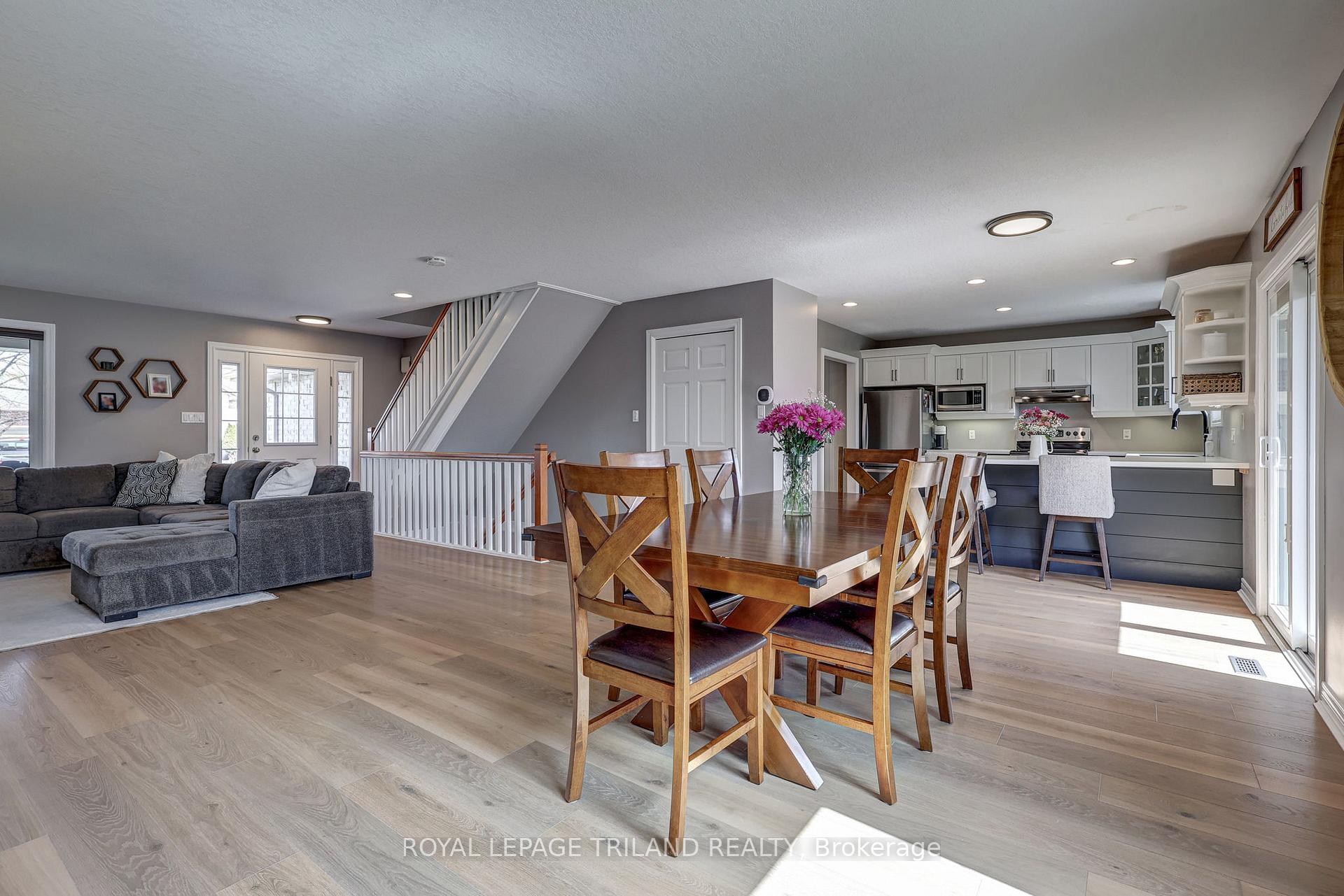 Photo 13 of 12 Redtail Court, St. Thomas — HOMEH