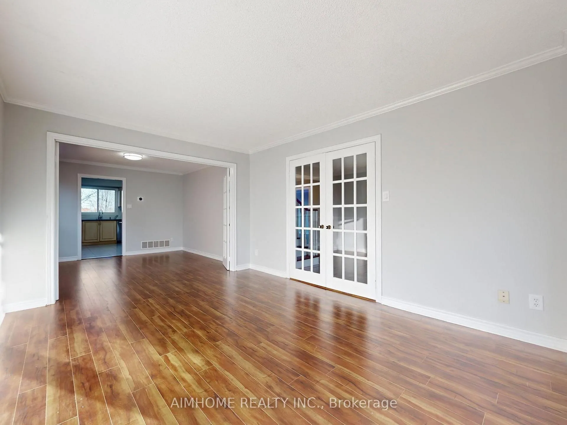 Photo 8 of 207 Kensit Avenue, Newmarket, Armitage — HOMEH