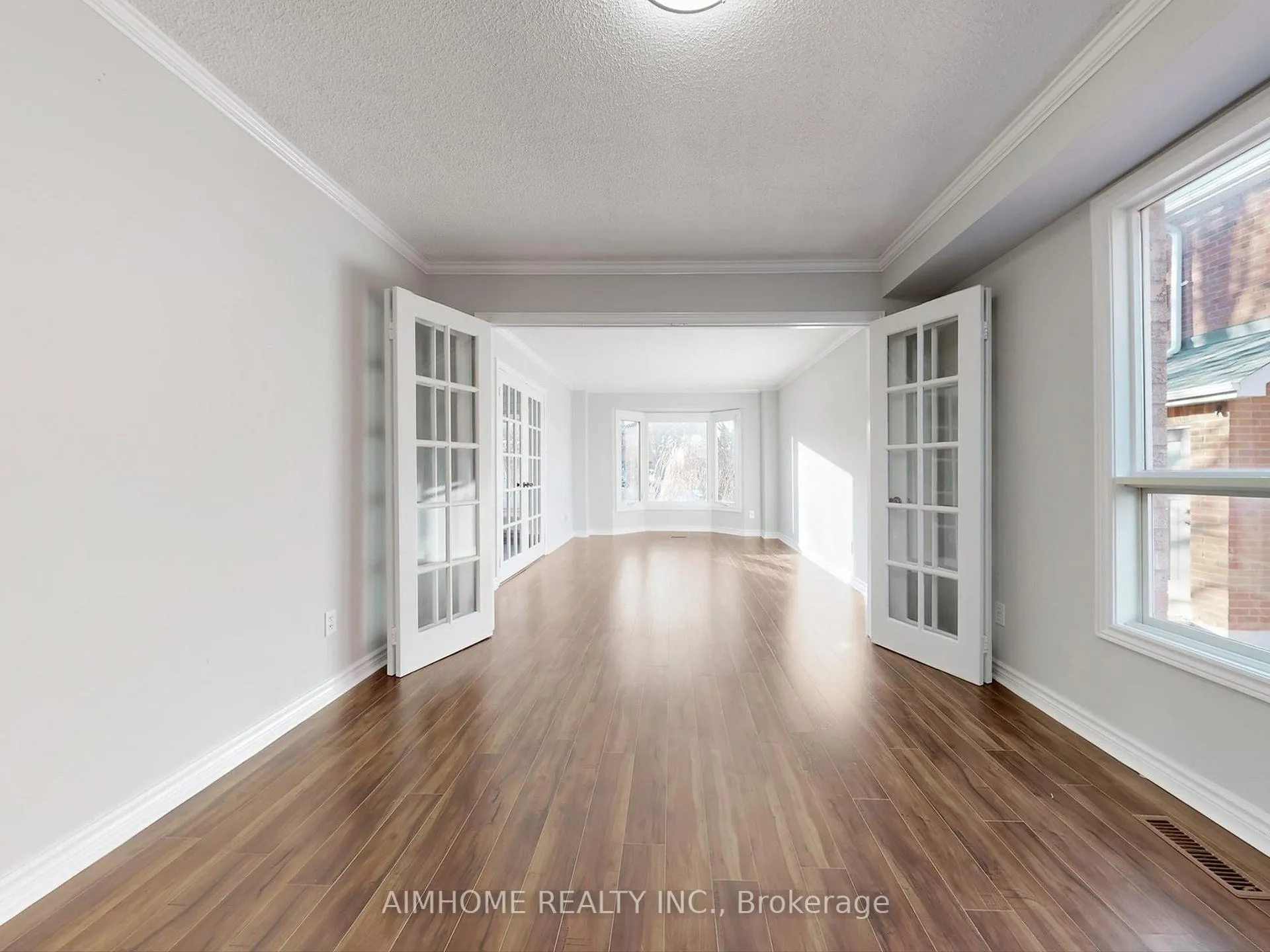 Photo 11 of 207 Kensit Avenue, Newmarket, Armitage — HOMEH