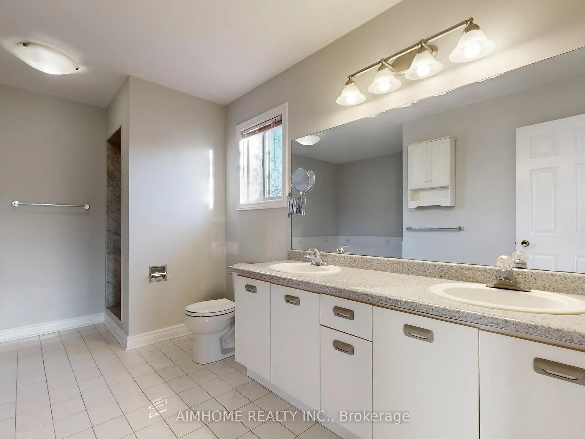 Photo 25 of 207 Kensit Avenue, Newmarket, Armitage — HOMEH