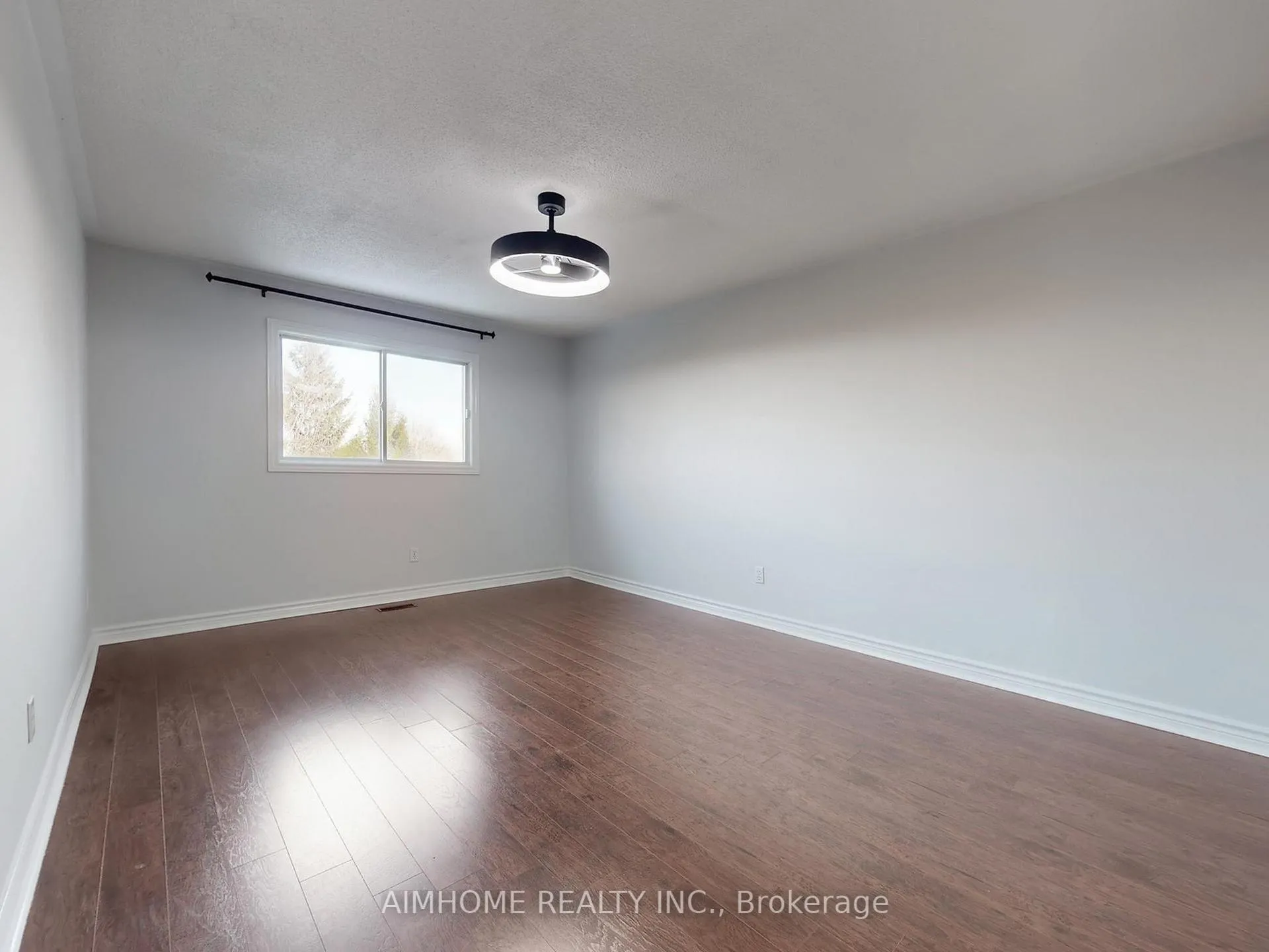 Photo 27 of 207 Kensit Avenue, Newmarket, Armitage — HOMEH