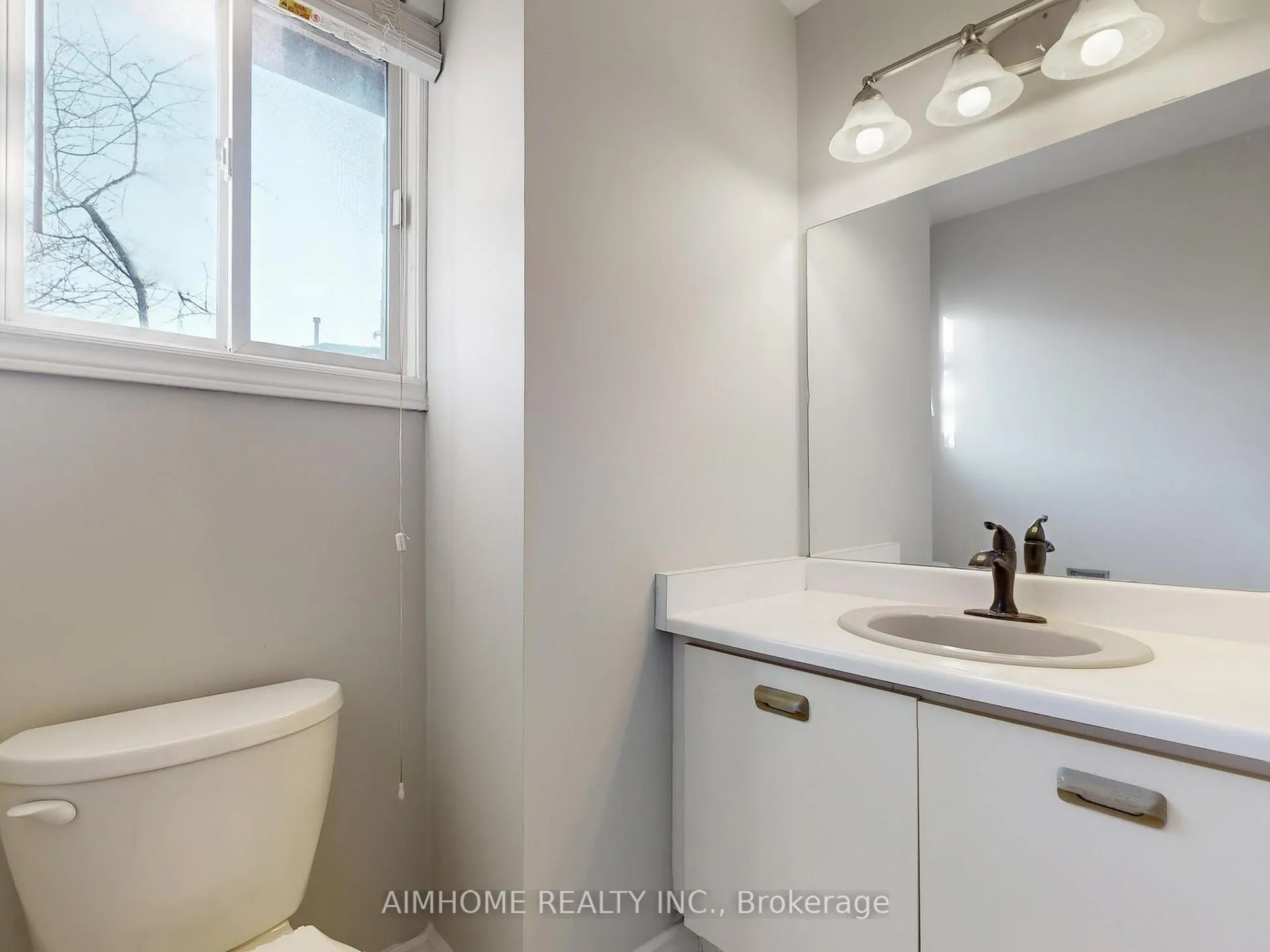 Photo 28 of 207 Kensit Avenue, Newmarket, Armitage — HOMEH