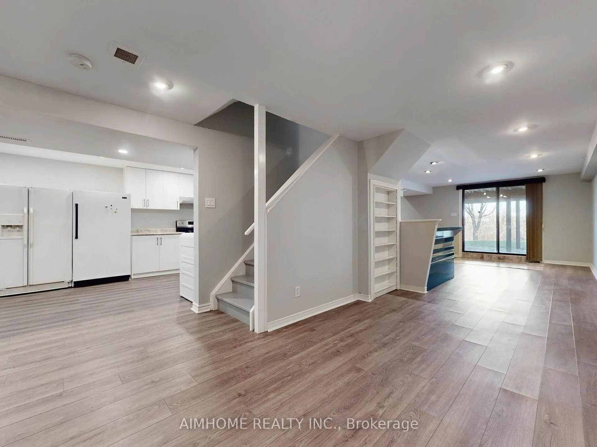 Photo 35 of 207 Kensit Avenue, Newmarket, Armitage — HOMEH