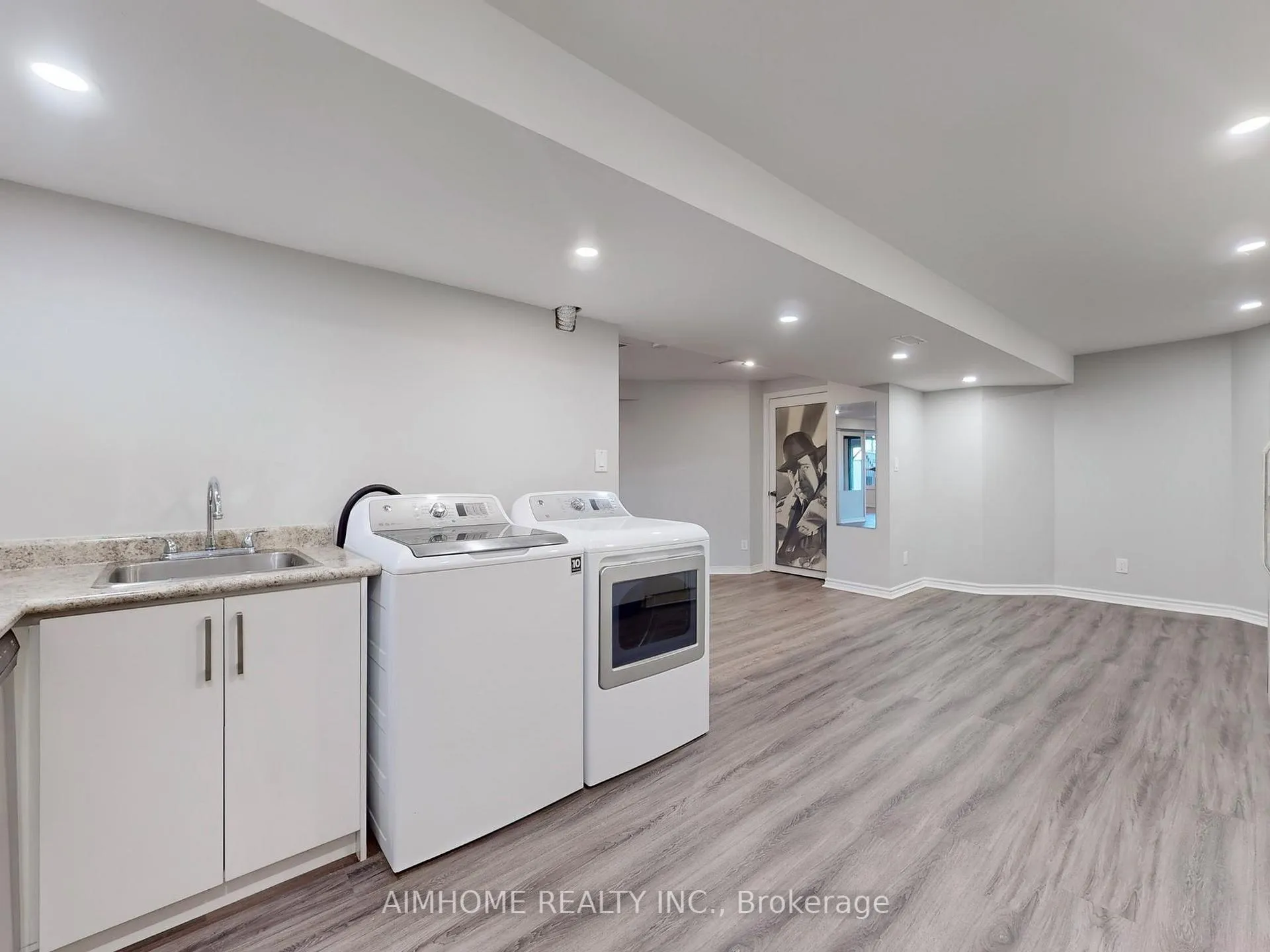 Photo 40 of 207 Kensit Avenue, Newmarket, Armitage — HOMEH