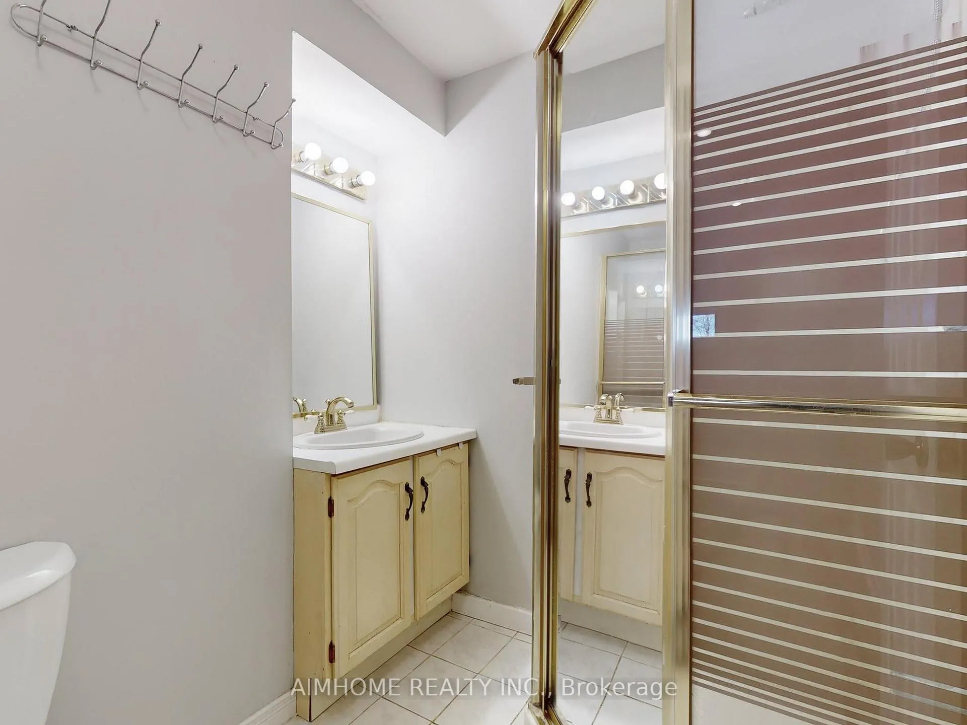 Photo 43 of 207 Kensit Avenue, Newmarket, Armitage — HOMEH