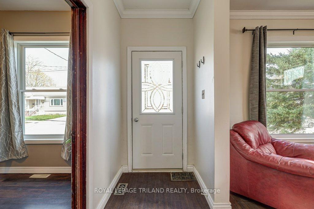 Photo 16 of 85 Chestnut Street, St. Thomas — HOMEH