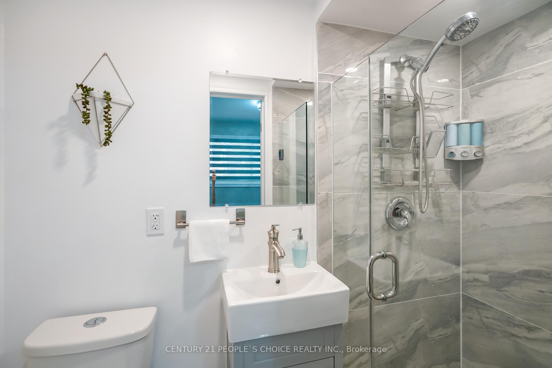 Photo 11 of 45 Chestnut Street W, St. Catharines, Oakdale — HOMEH