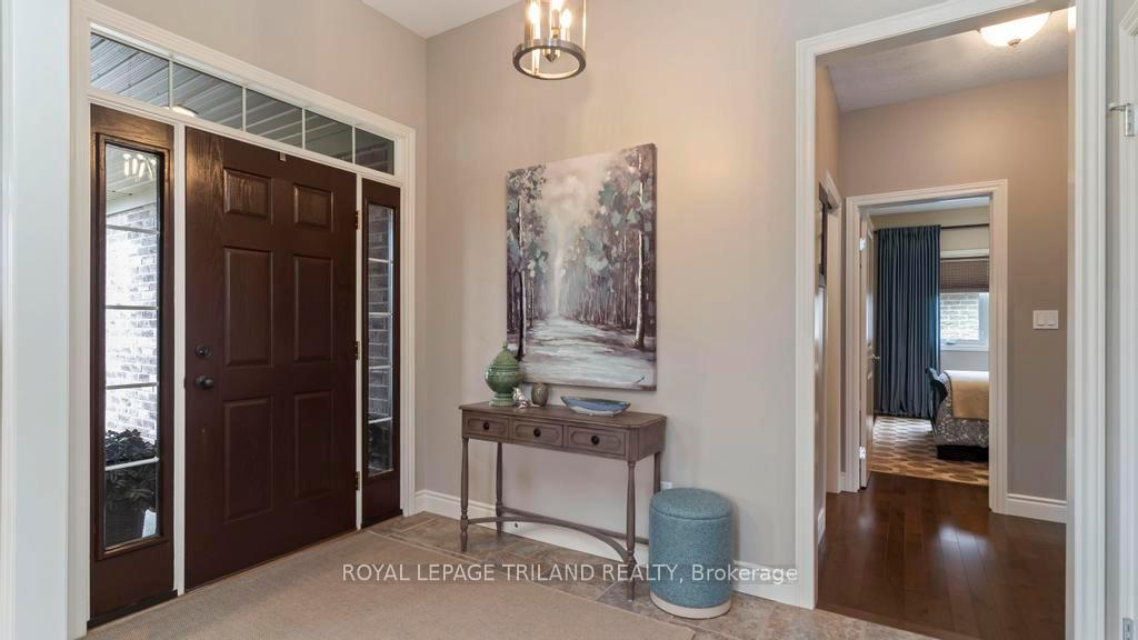 Photo 5 of 95 Circlewood Drive, St. Thomas — HOMEH