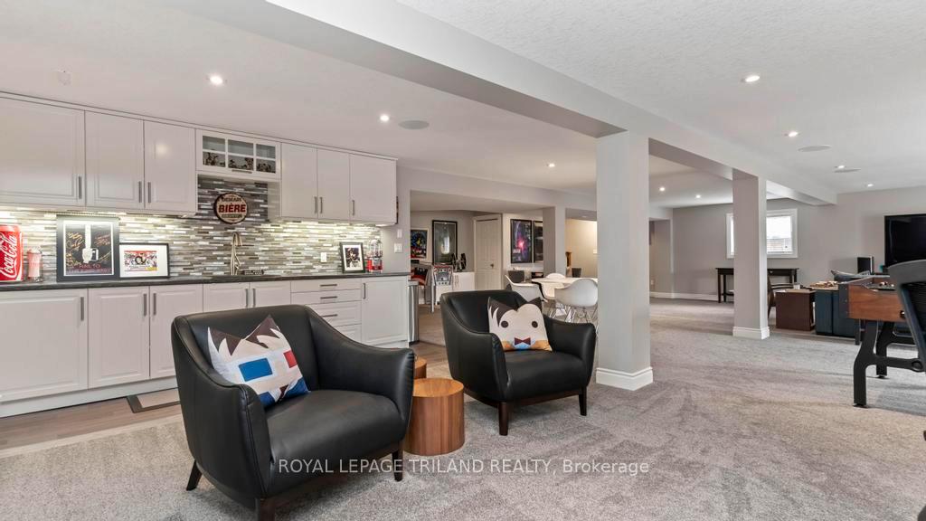 Photo 33 of 95 Circlewood Drive, St. Thomas — HOMEH
