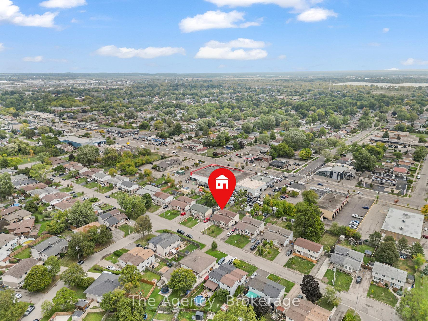 Photo 42 of 47 Canterbury Drive, St. Catharines, Oakdale — HOMEH