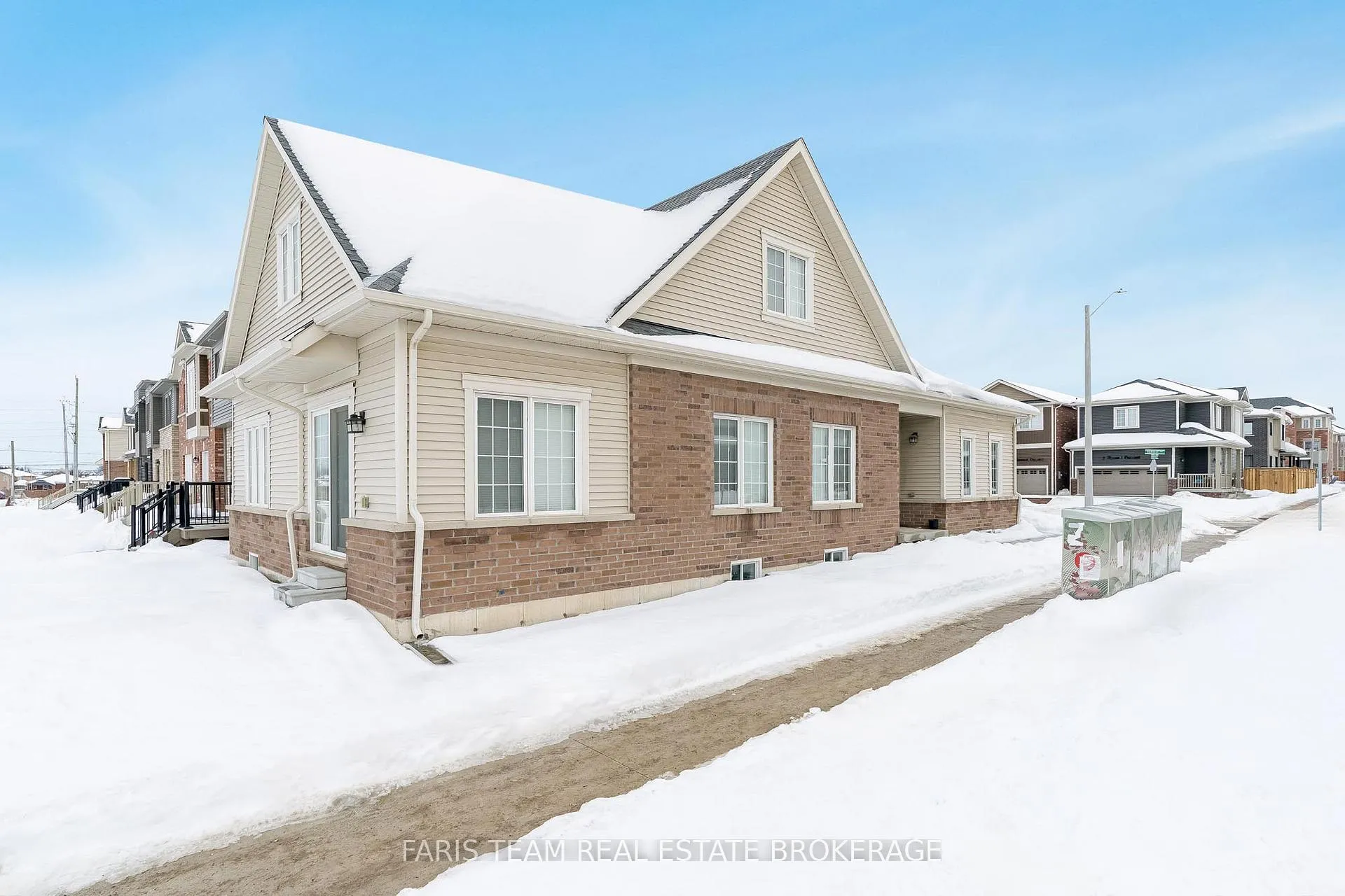 Front of 1 Harvest Crescent
