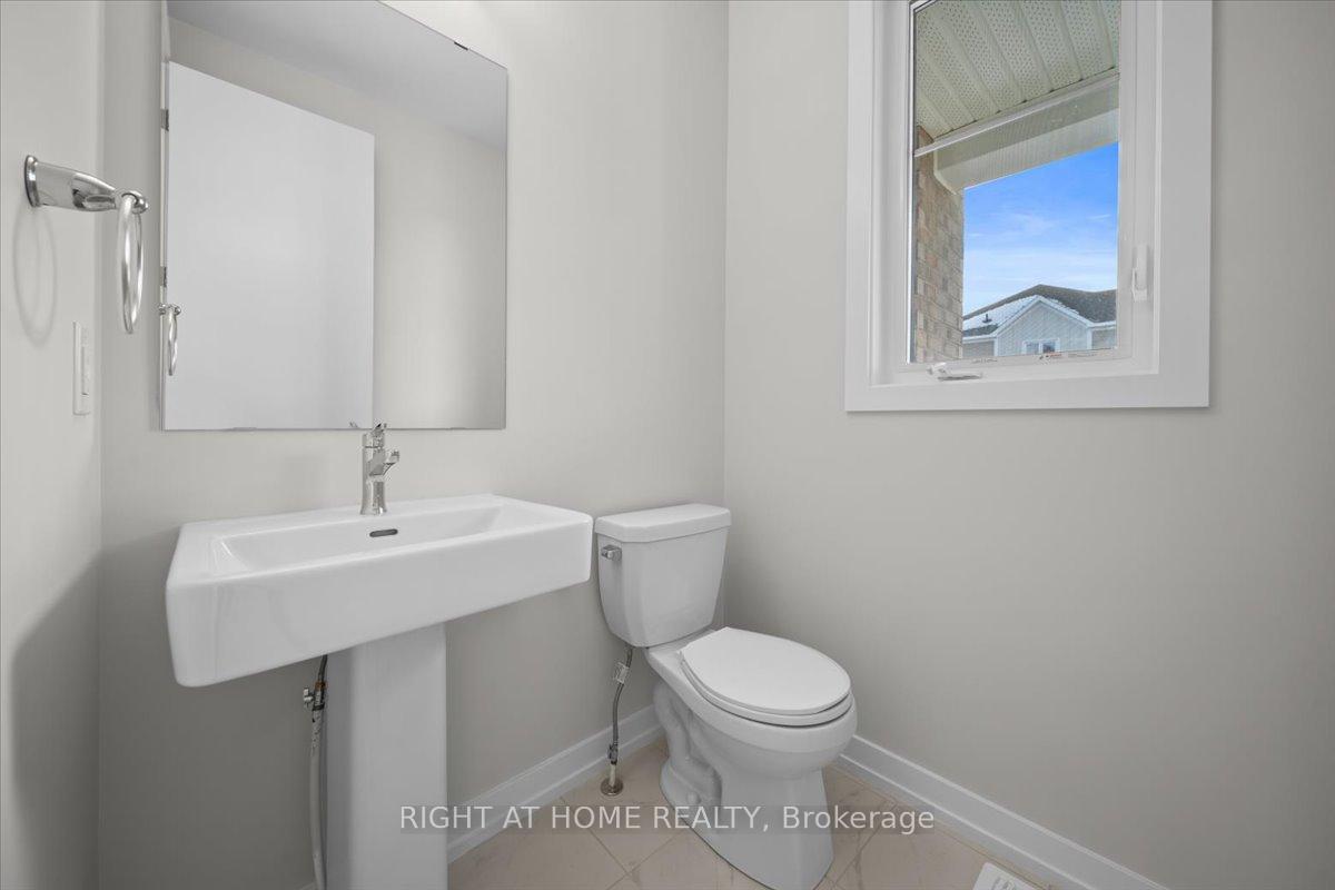 Photo 5 of 2040 Postilion Street, Ottawa, Richmond — HOMEH