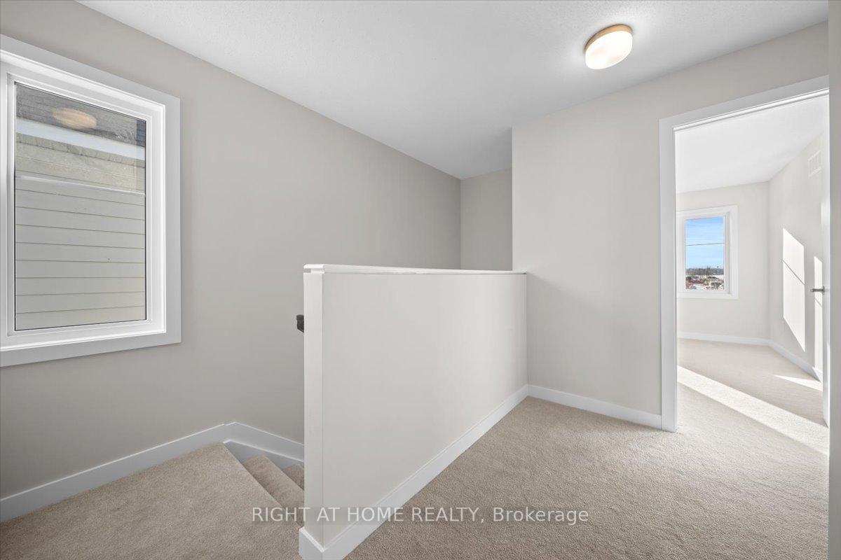 Photo 17 of 2040 Postilion Street, Ottawa, Richmond — HOMEH