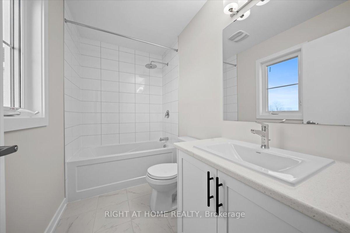 Photo 23 of 2040 Postilion Street, Ottawa, Richmond — HOMEH
