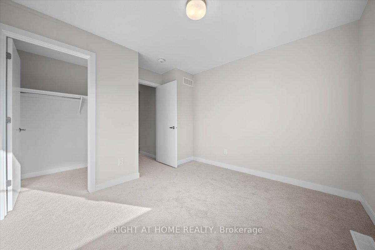 Photo 26 of 2040 Postilion Street, Ottawa, Richmond — HOMEH