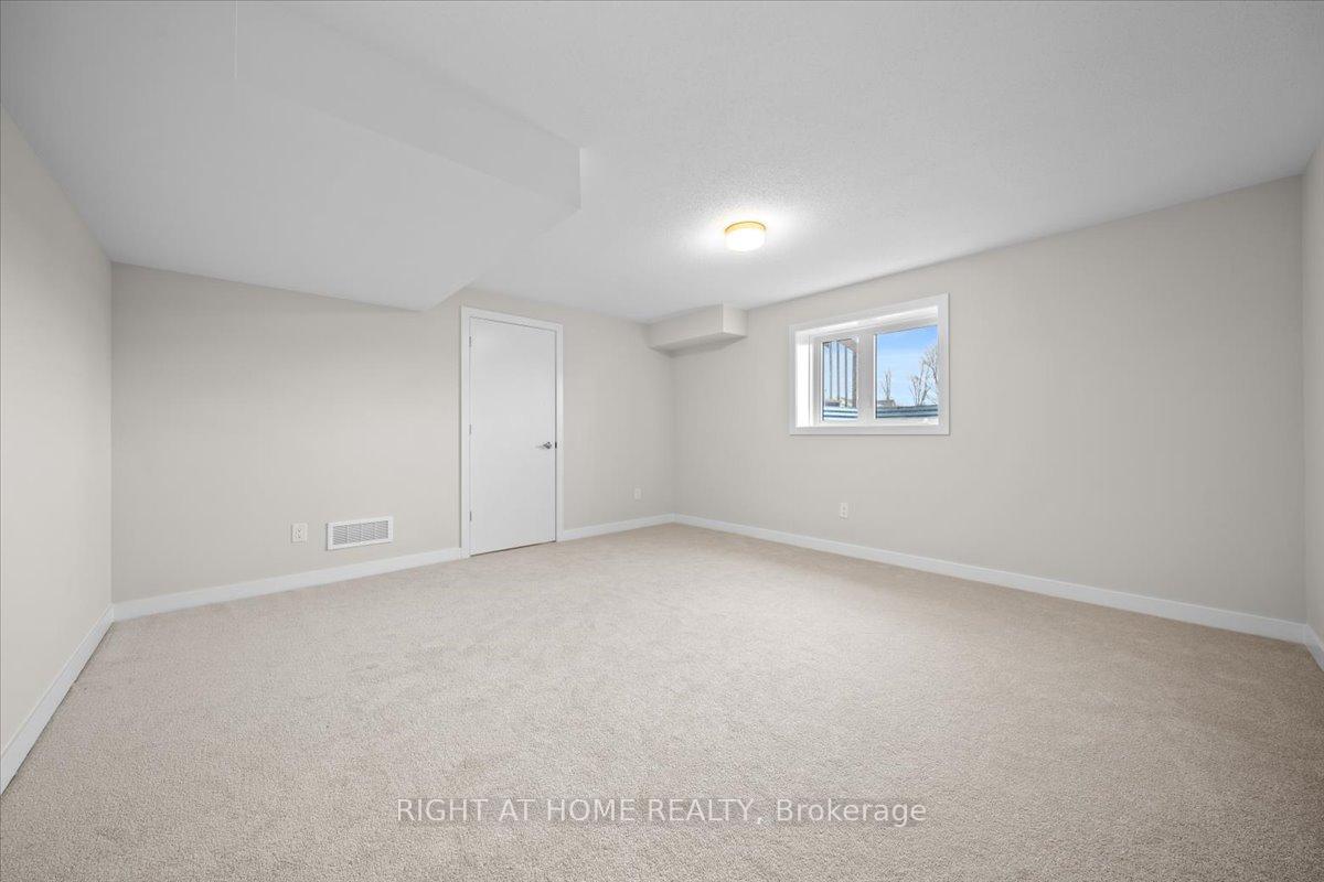 Photo 32 of 2040 Postilion Street, Ottawa, Richmond — HOMEH