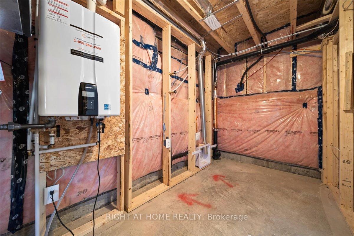 Photo 35 of 2040 Postilion Street, Ottawa, Richmond — HOMEH
