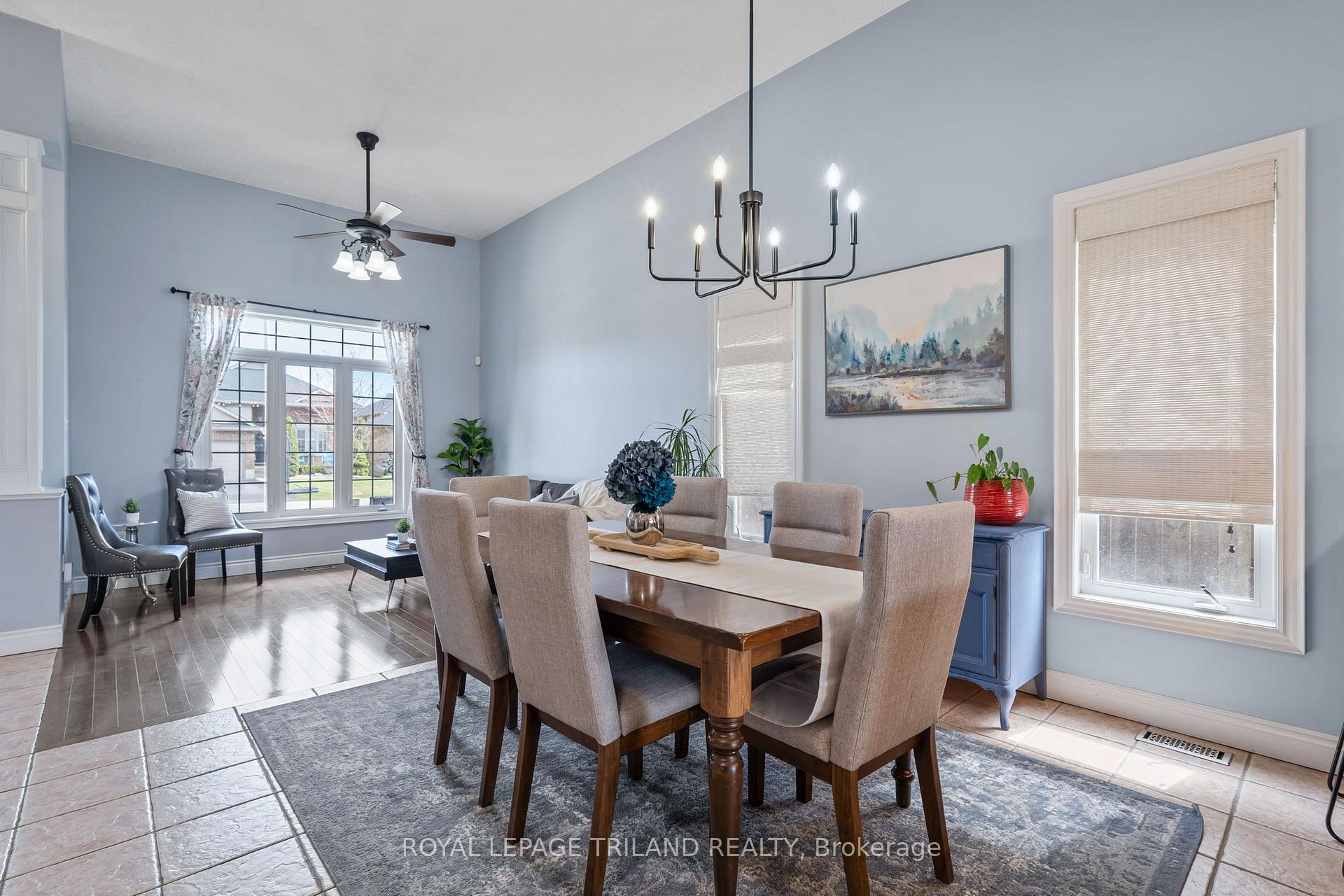 Photo 12 of 30 Hagerman Crescent, St. Thomas — HOMEH