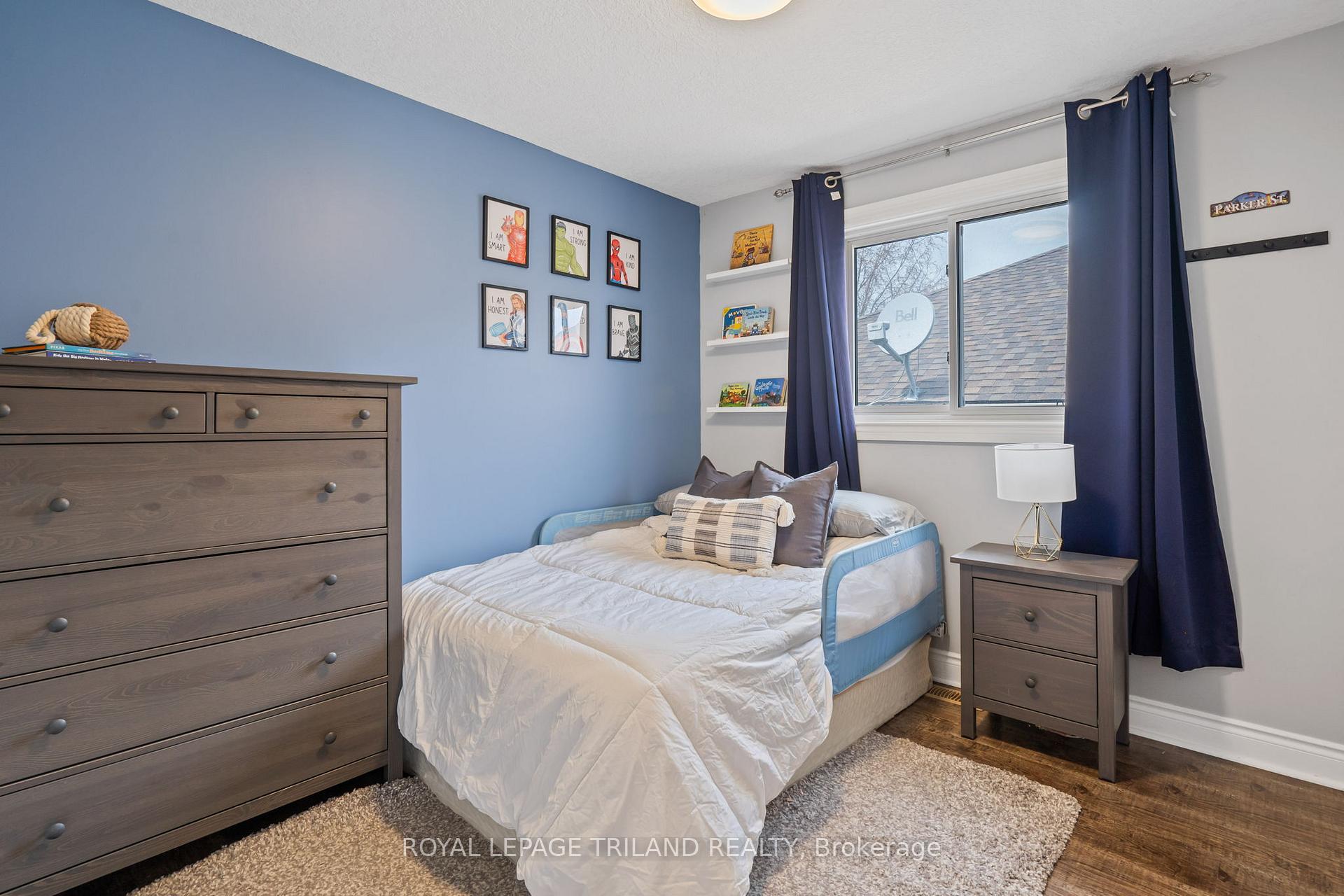 Photo 23 of 30 Hagerman Crescent, St. Thomas — HOMEH