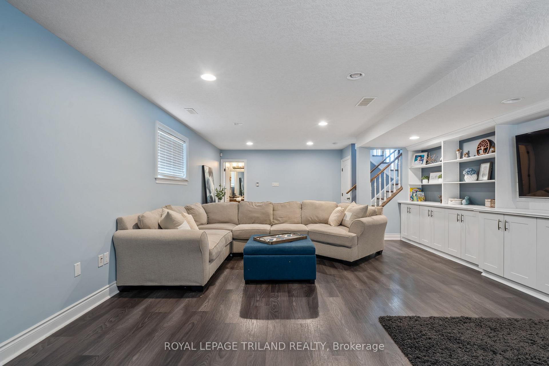 Photo 32 of 30 Hagerman Crescent, St. Thomas — HOMEH