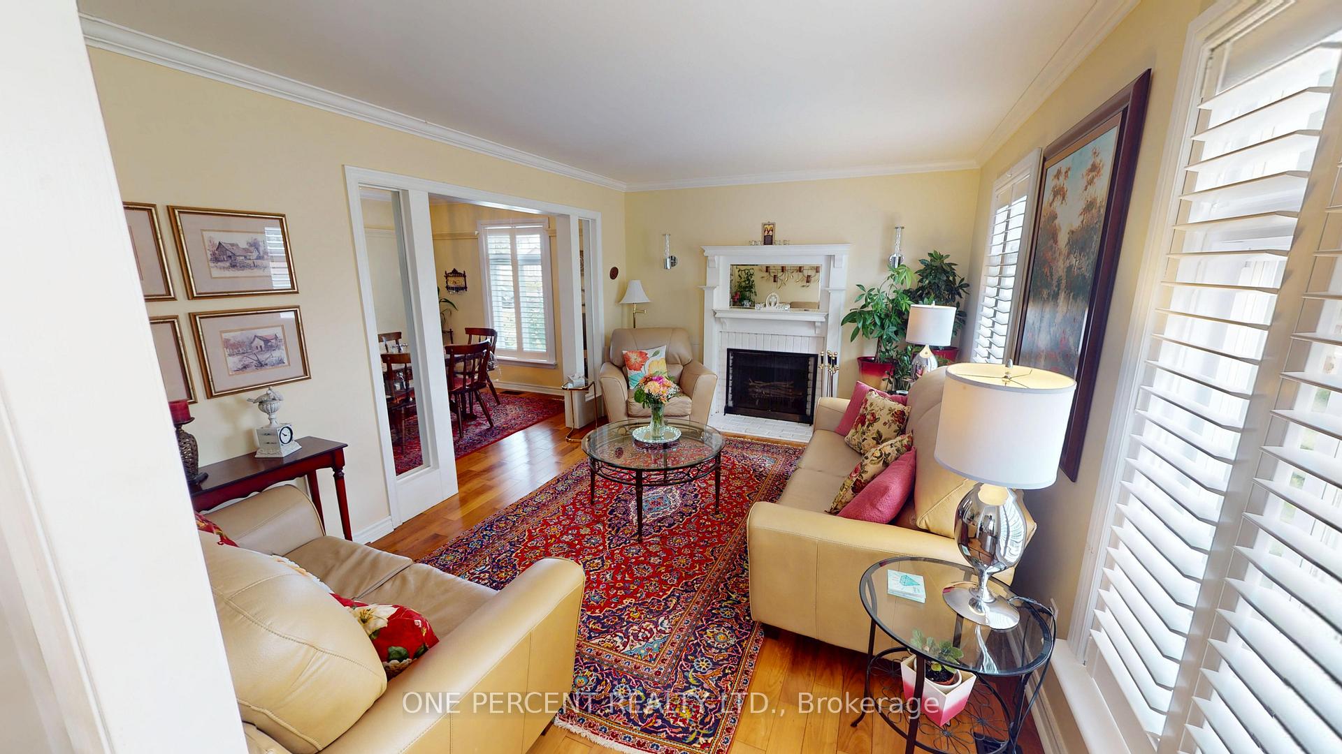 Photo 5 of 1 Dunbar Crescent, St. Catharines, Grapeview — HOMEH