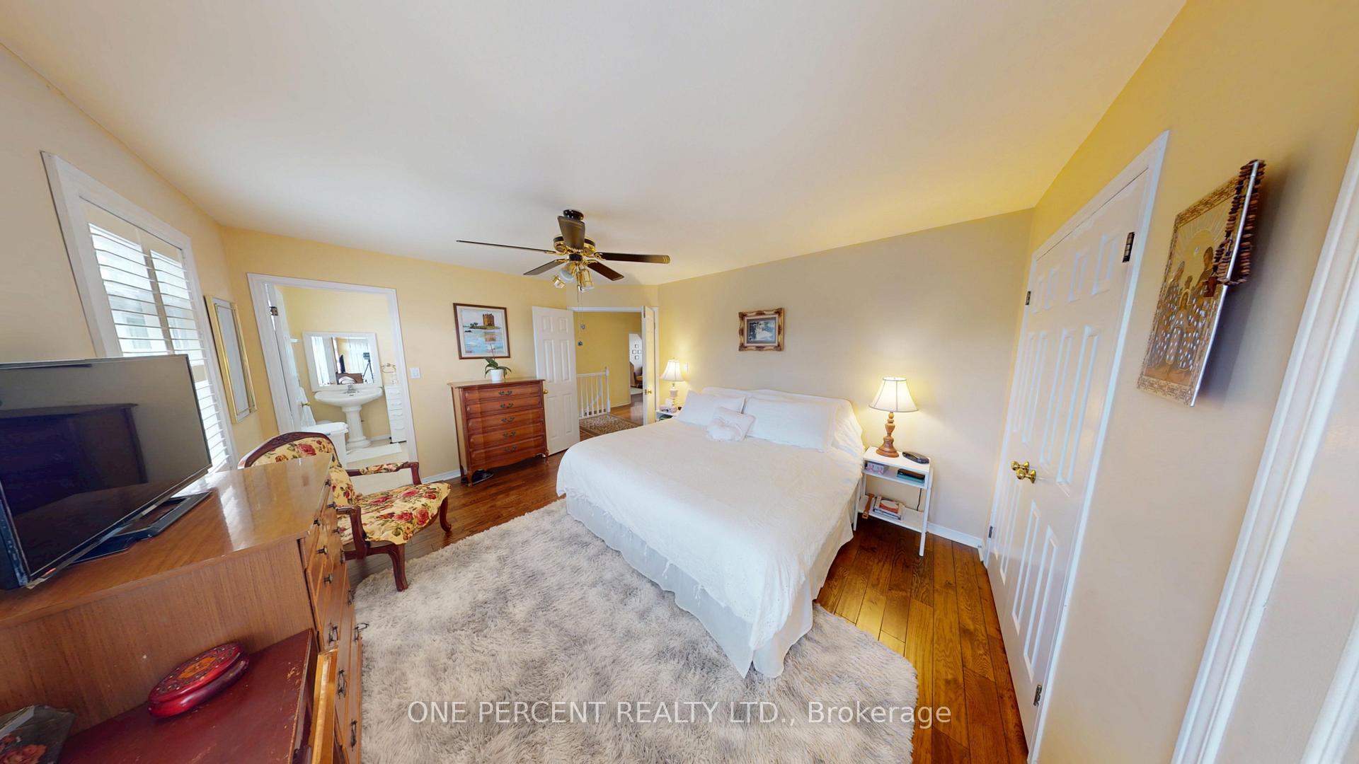 Photo 16 of 1 Dunbar Crescent, St. Catharines, Grapeview — HOMEH
