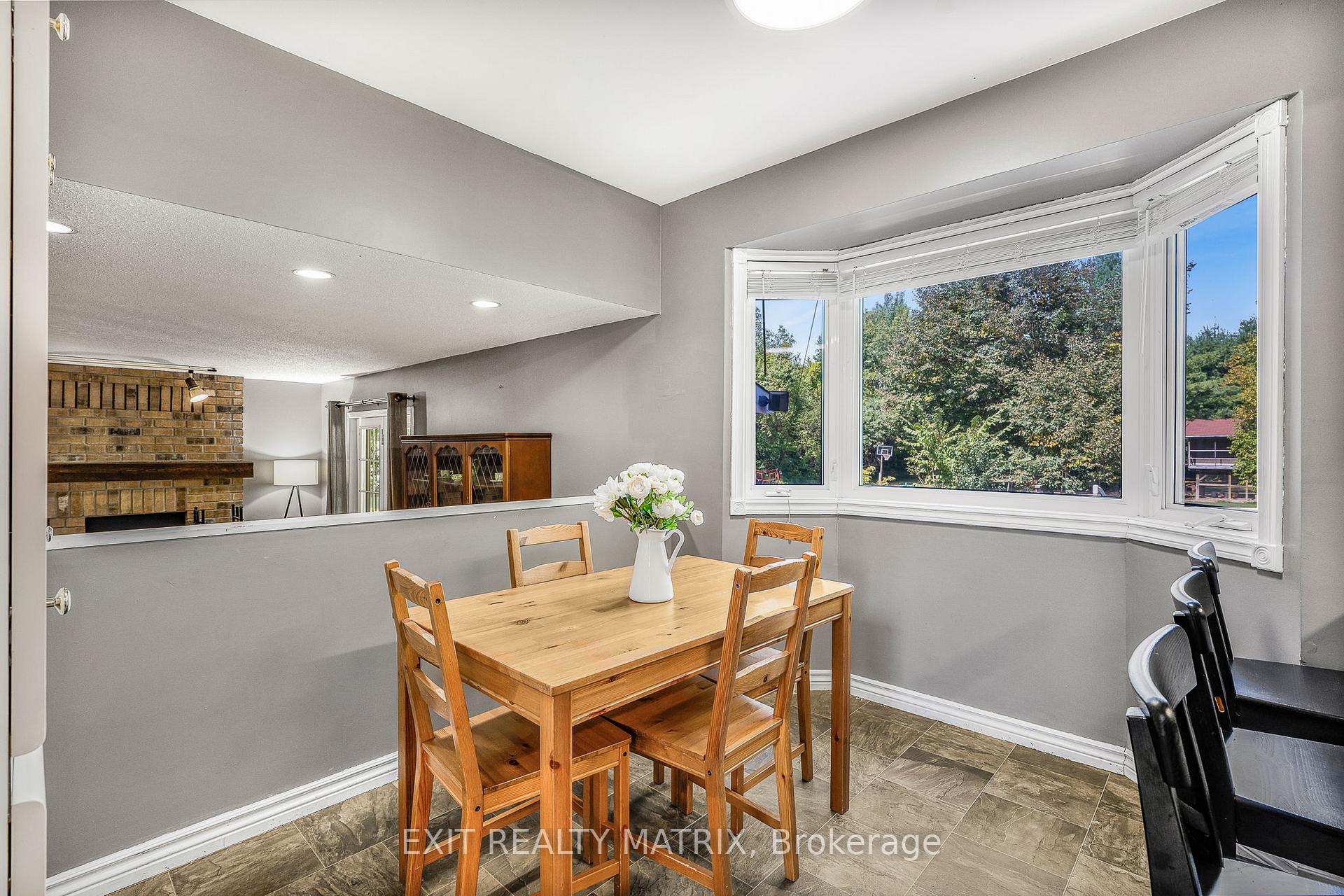 Photo 8 of 6801 Flewellyn Road, Ottawa, Remainder of Stittsville & Area — HOMEH