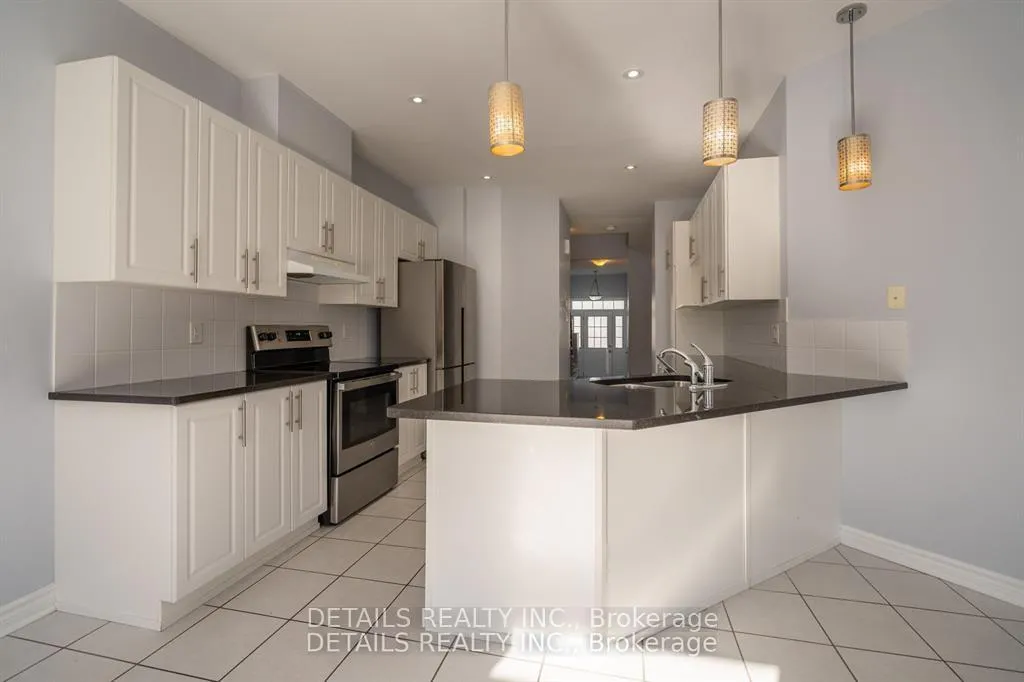 Photo 9 of 303 Bobolink Ridge, Ottawa, Kanata - Emerald Meadows/Trailwest — HOMEH