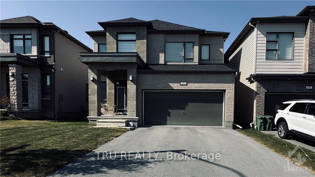 Front of 589 Parade Drive