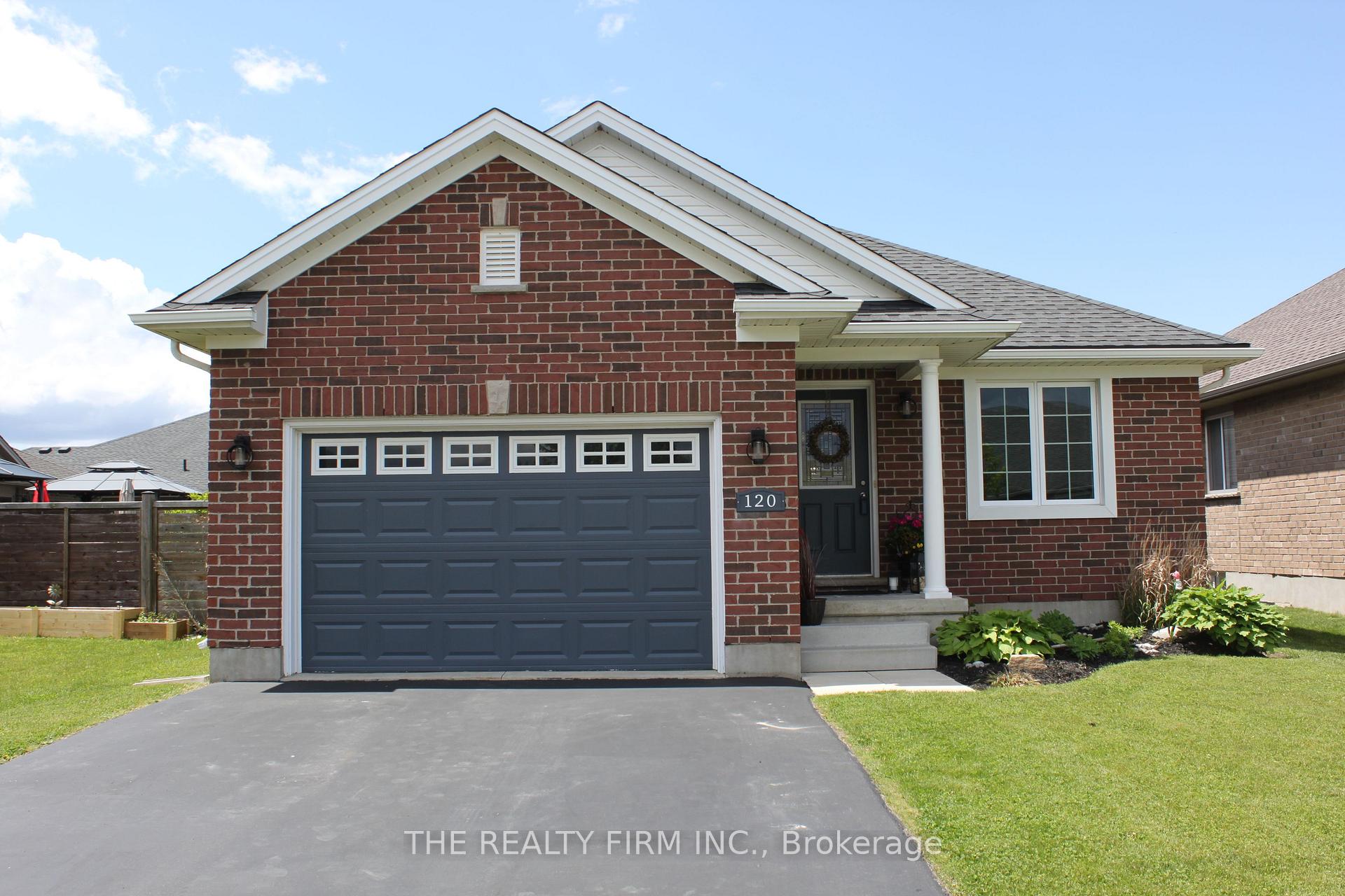 Front of 120 Peach Tree Boulevard