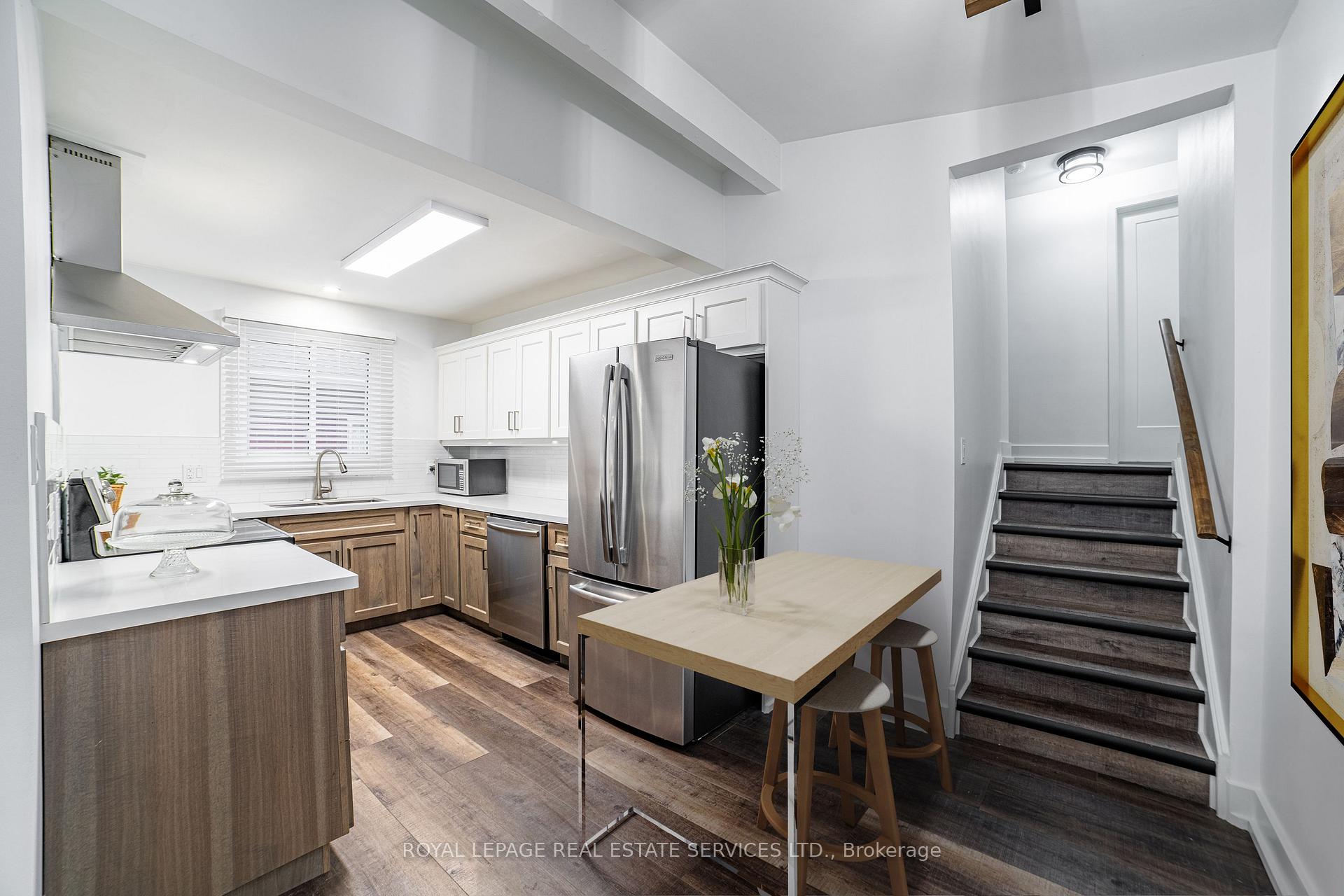Photo 5 of Unit A, 14 Densgrove Drive, St. Catharines, Vine/Linwell — HOMEH