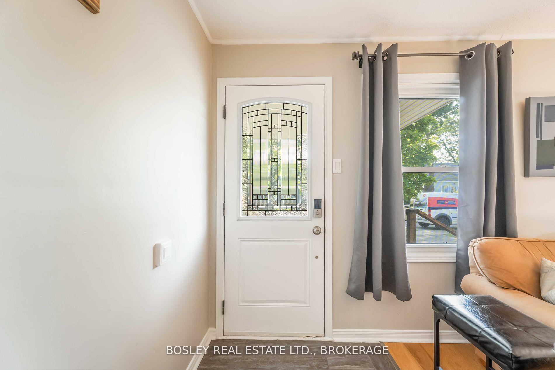 Photo 6 of 11 Keele Street, St. Catharines, Burleigh Hill — HOMEH