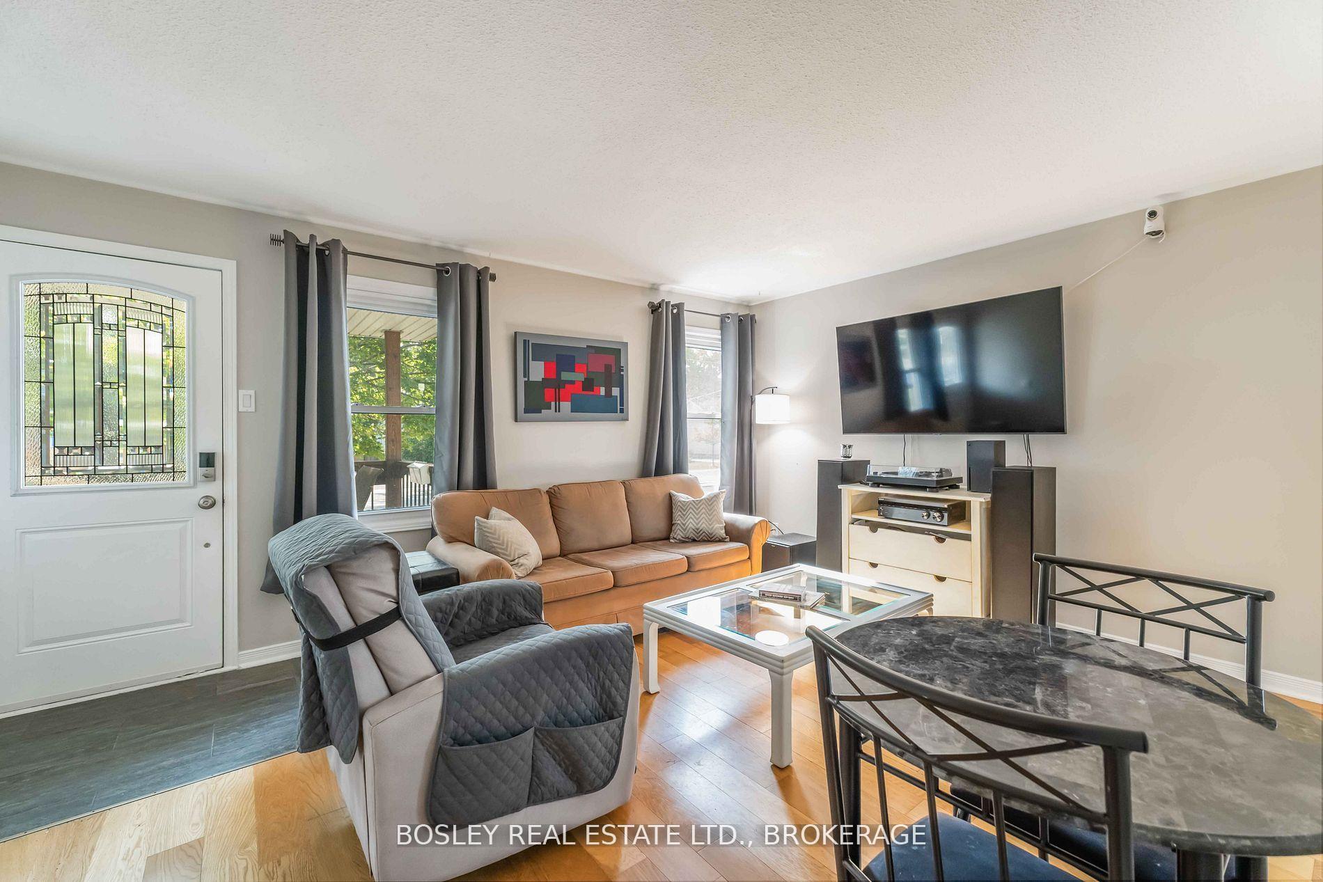 Photo 8 of 11 Keele Street, St. Catharines, Burleigh Hill — HOMEH