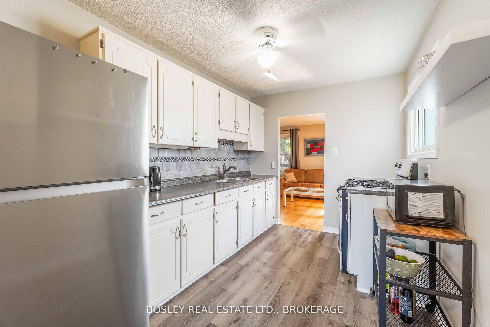 Photo 12 of 11 Keele Street, St. Catharines, Burleigh Hill — HOMEH