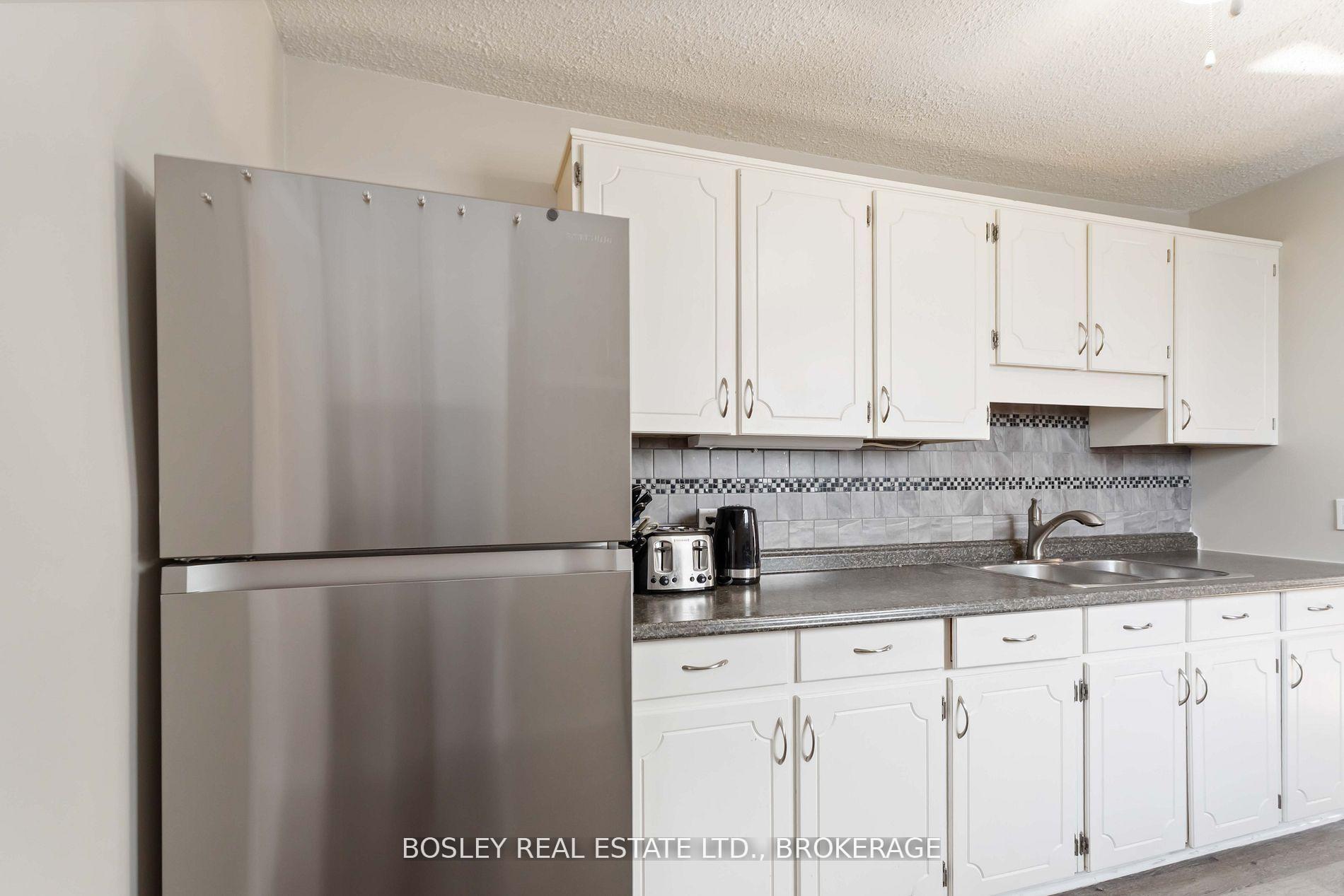 Photo 14 of 11 Keele Street, St. Catharines, Burleigh Hill — HOMEH