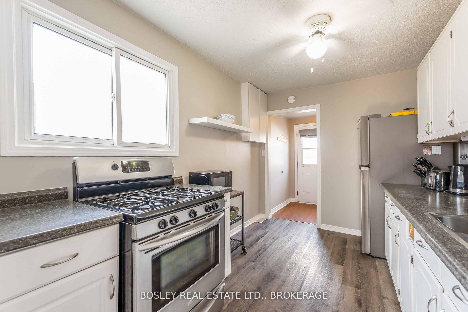 Photo 16 of 11 Keele Street, St. Catharines, Burleigh Hill — HOMEH