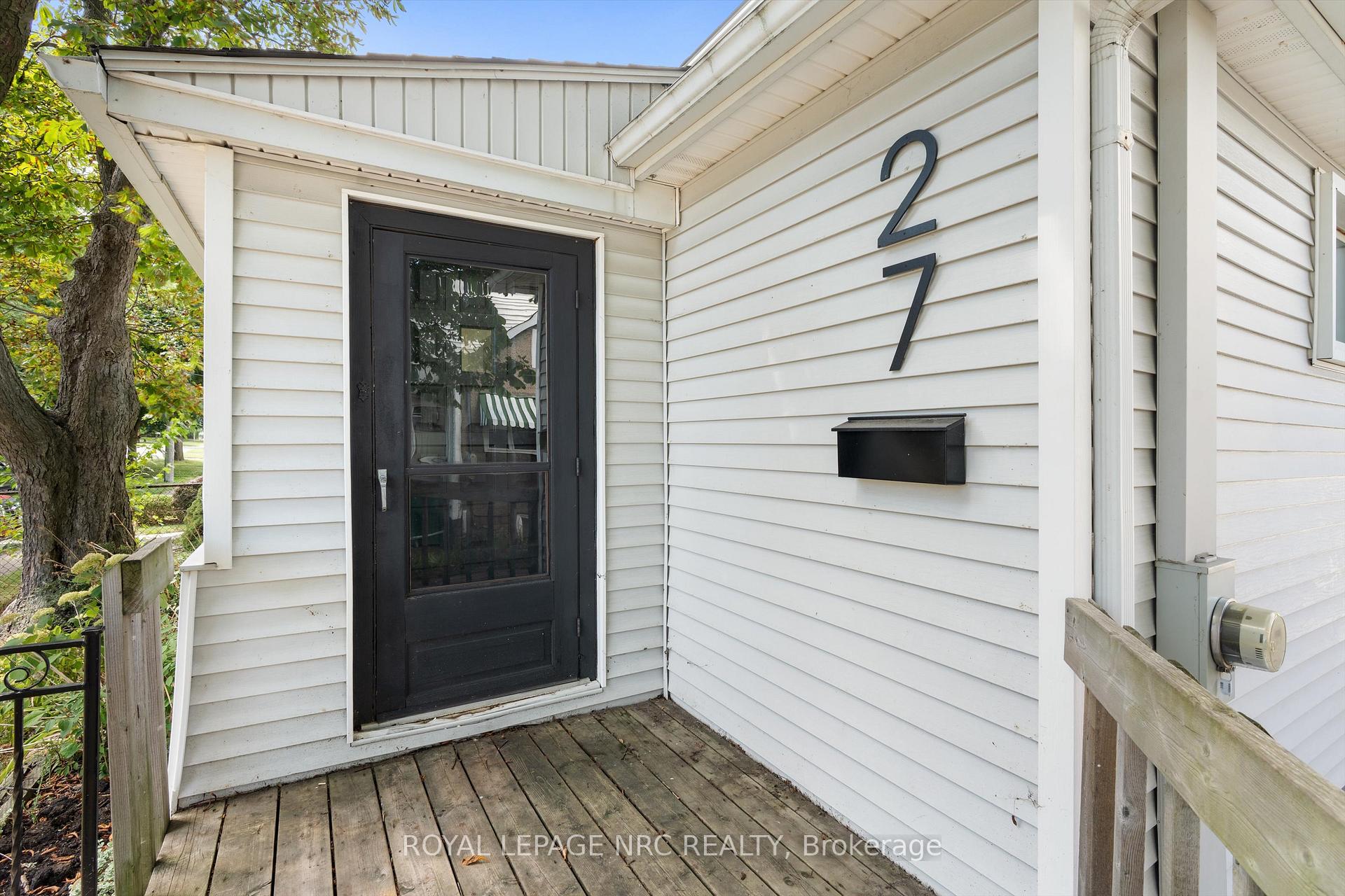 Photo 7 of 27 Maplecrest Avenue, St. Catharines, Burleigh Hill — HOMEH