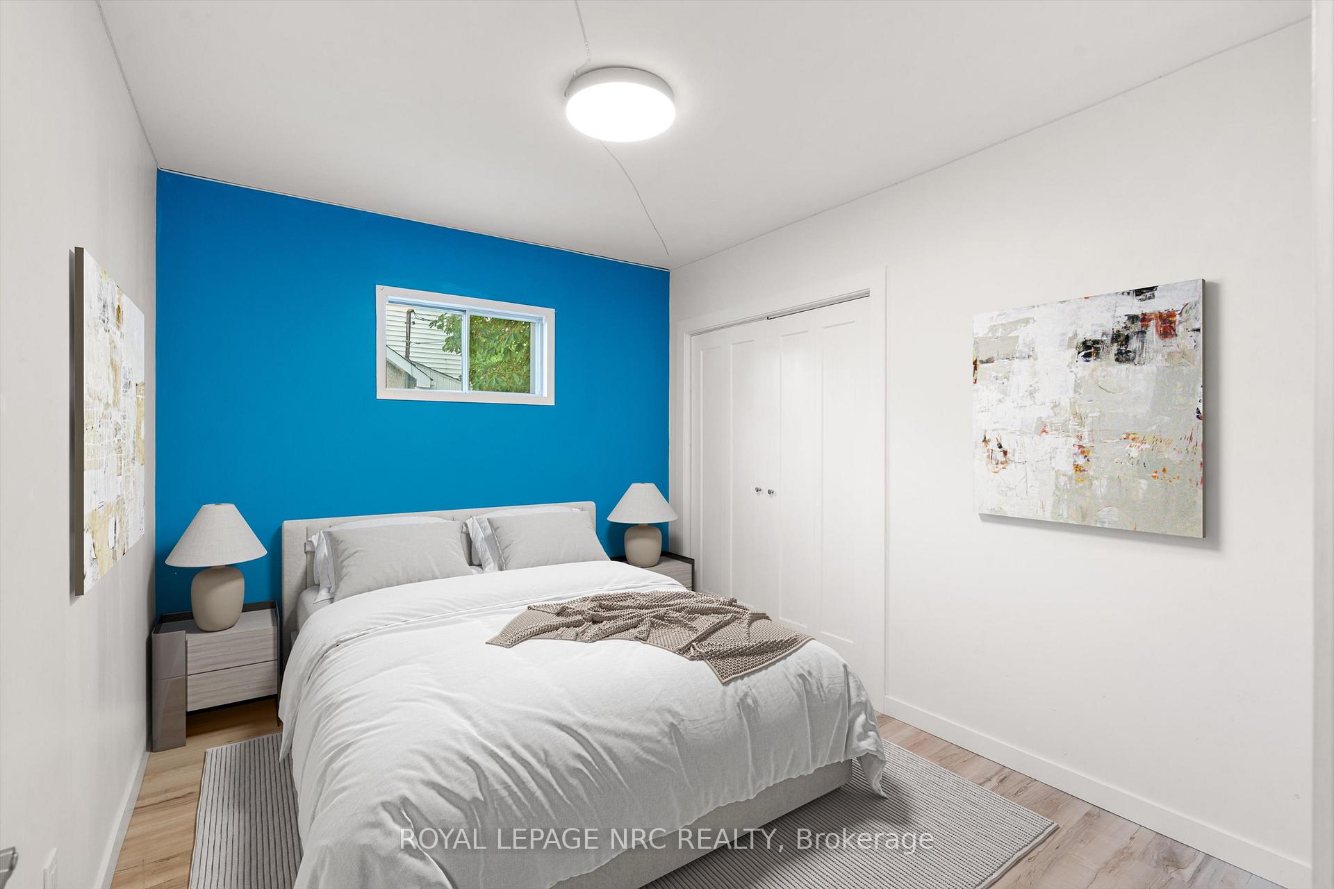 Photo 20 of 27 Maplecrest Avenue, St. Catharines, Burleigh Hill — HOMEH